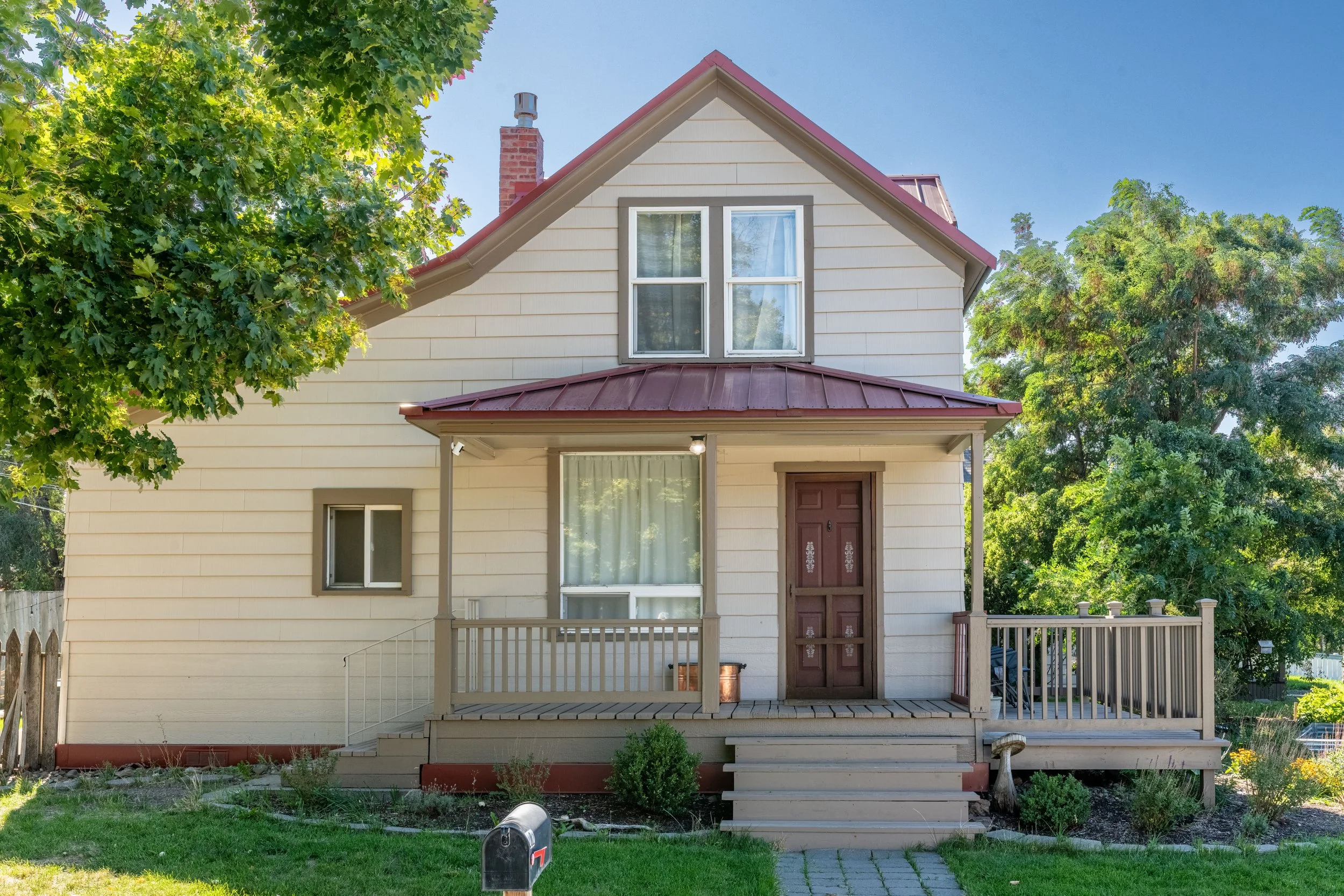 202 E Capitol Ave-1.jpg