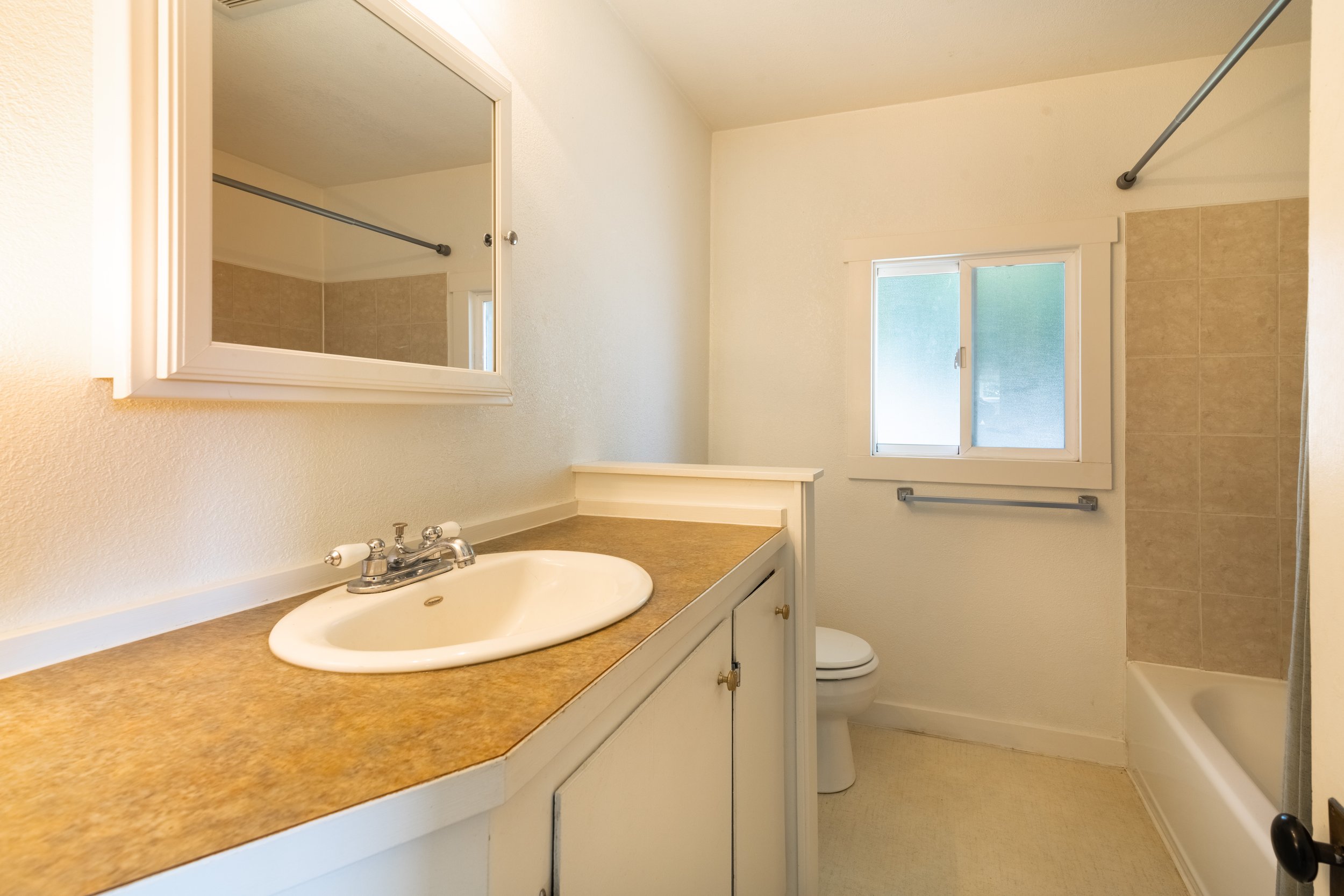 202 E Capitol Ave-8.jpg