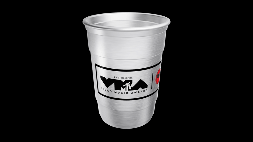VMA Cup_4.gif