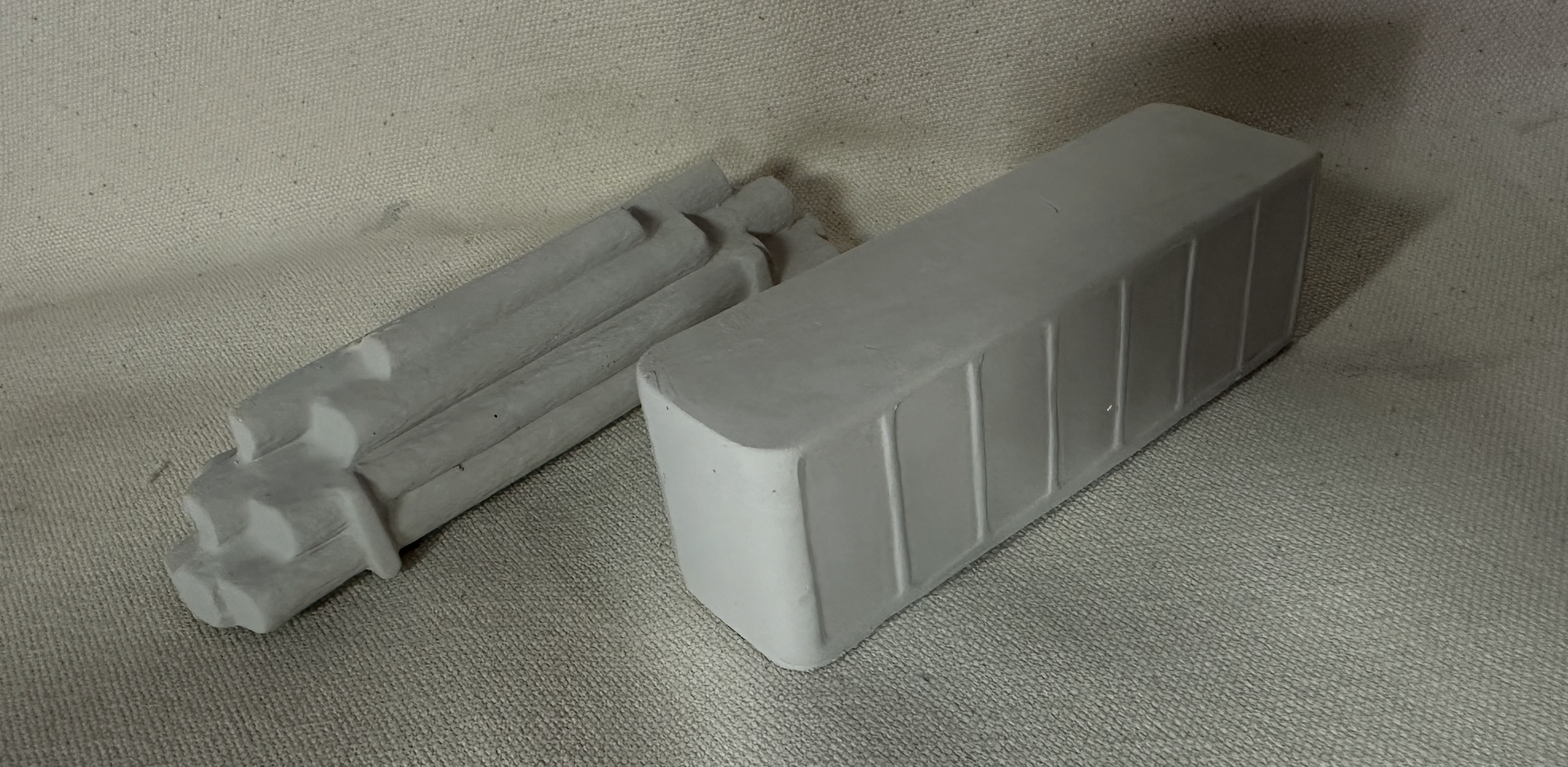 Vintage Arnel's Trailer and Logs Pottery Mold