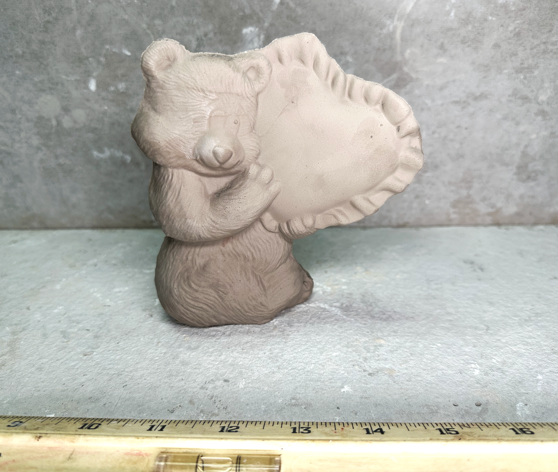 1989 Vintage Kimple Bear Holding Heart Pottery Mold 1653