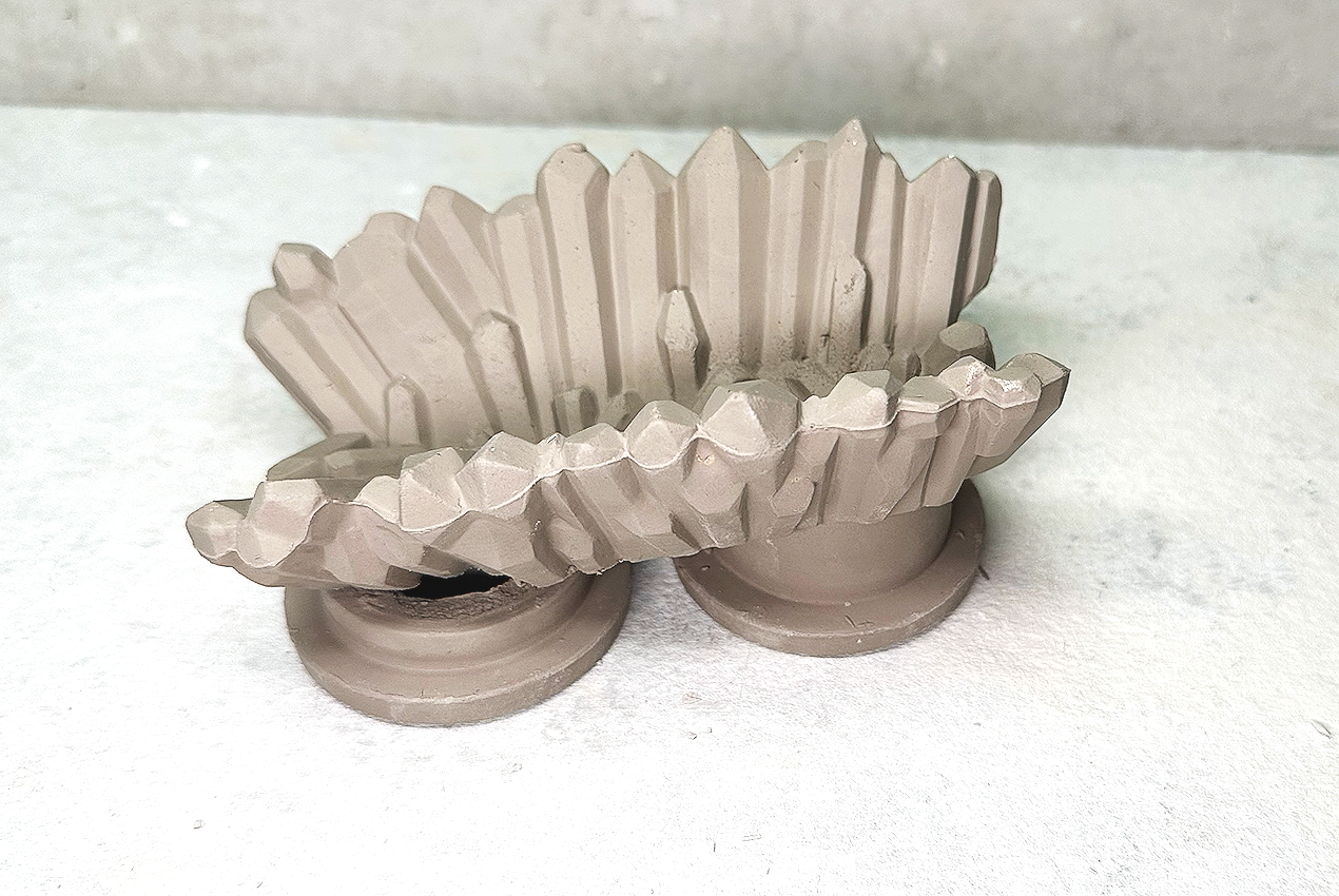 Vintage Duncan Base/Dragon Kaleidoscope 5"L Pottery Mold DM1681