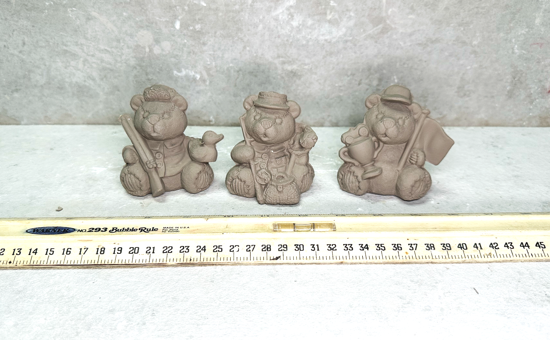 1995 Vintage Gare Sports Bears III Pottery Mold 2907