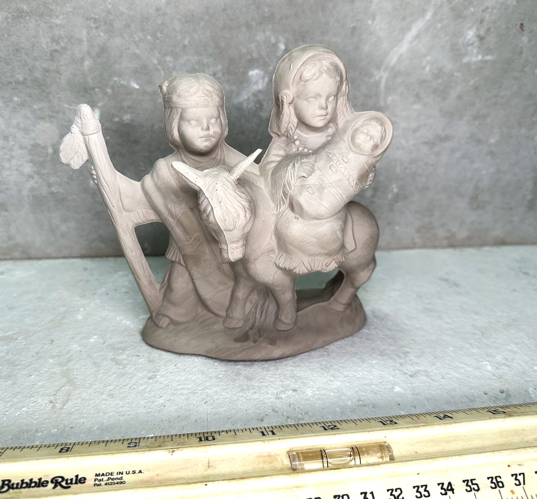 Vintage Provincial Native Family Pottery Mold P825