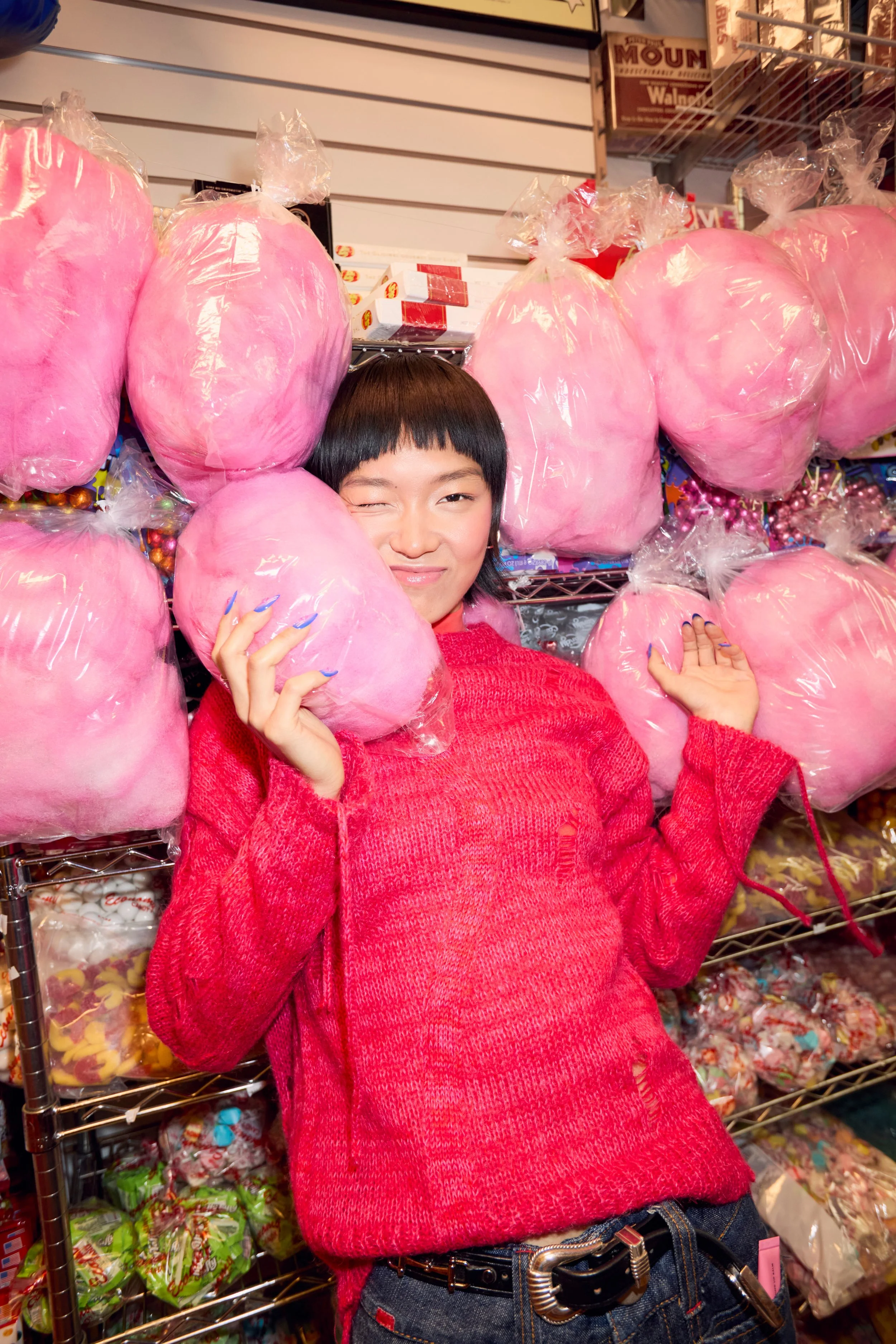 091125_SweetTooth_Zihan_CottonCandy_EDITORIAL_018_FINAL_RGB.jpg