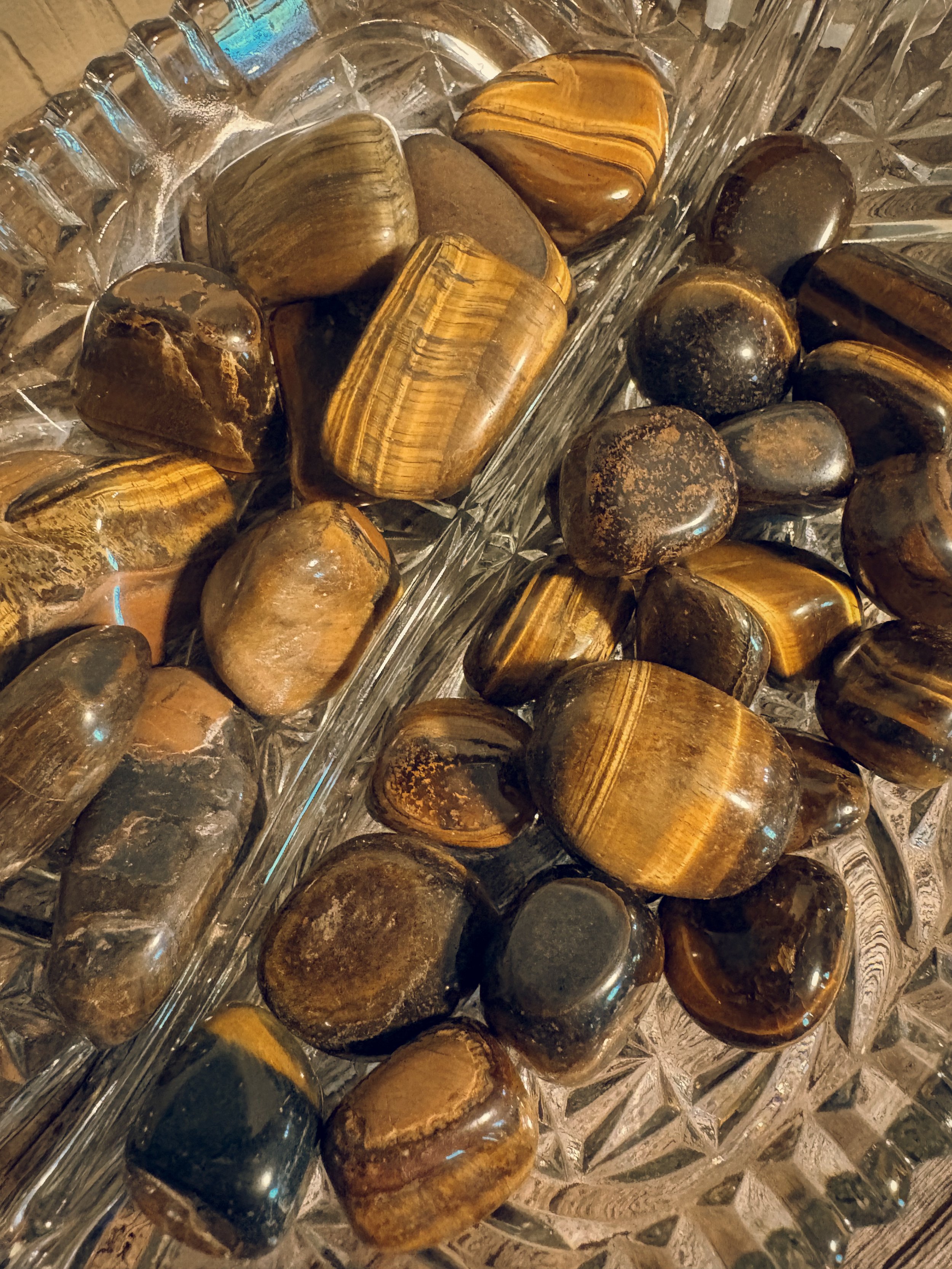 tigers eye.JPG