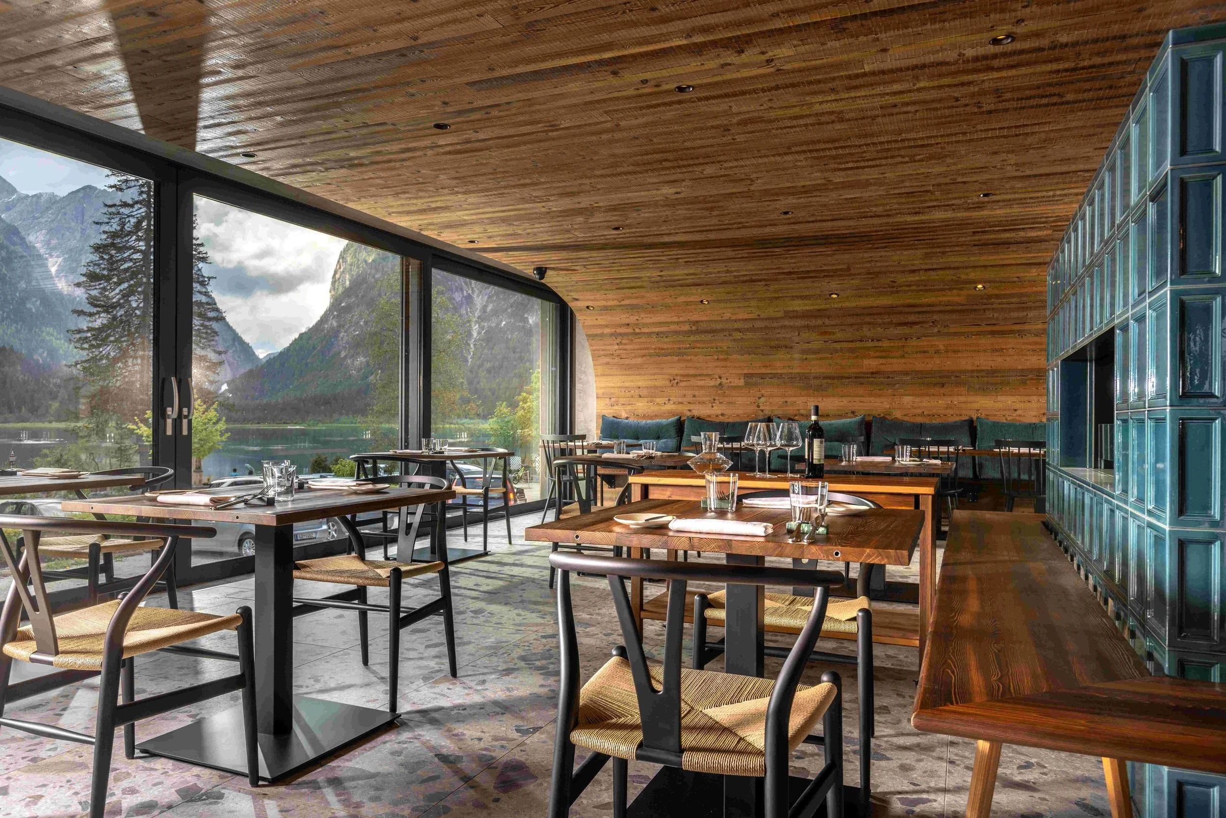 Hebbo – Wine and Deli