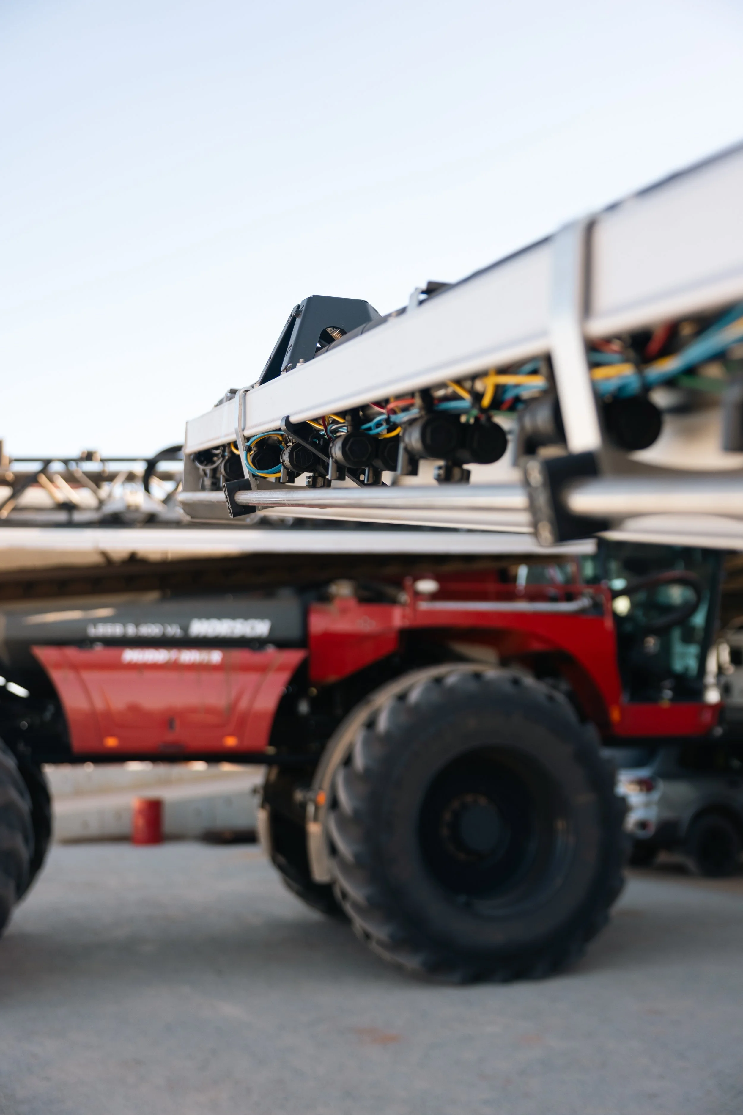 Folded boom and wheel detail on a HORSCH Leeb SP sprayer