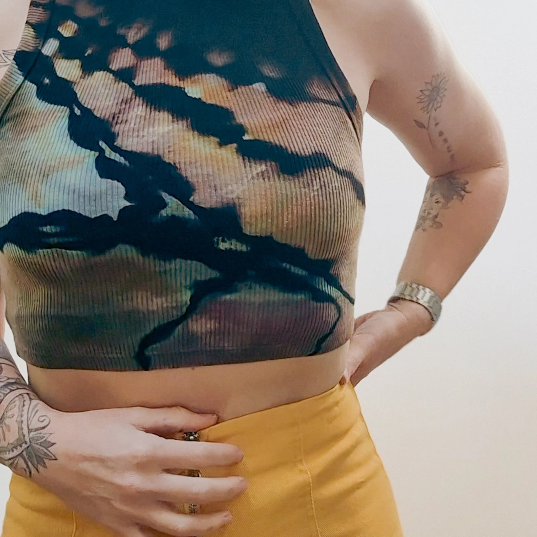 BAD SIGNAL Ribbed Crop Tank (8-12)