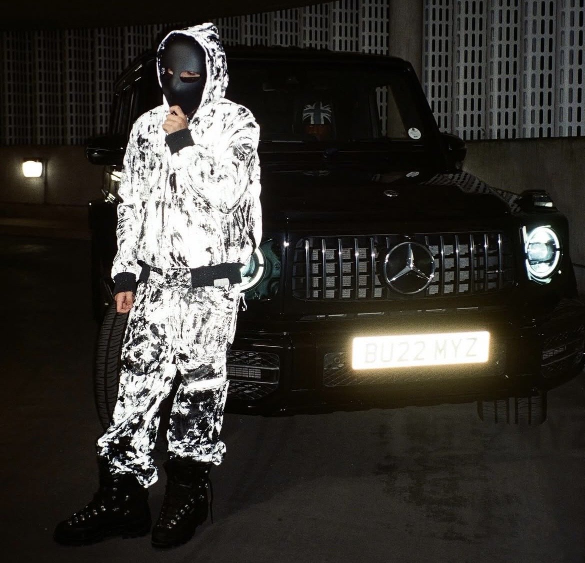 ESSDEE Kid wearing MB ss25
