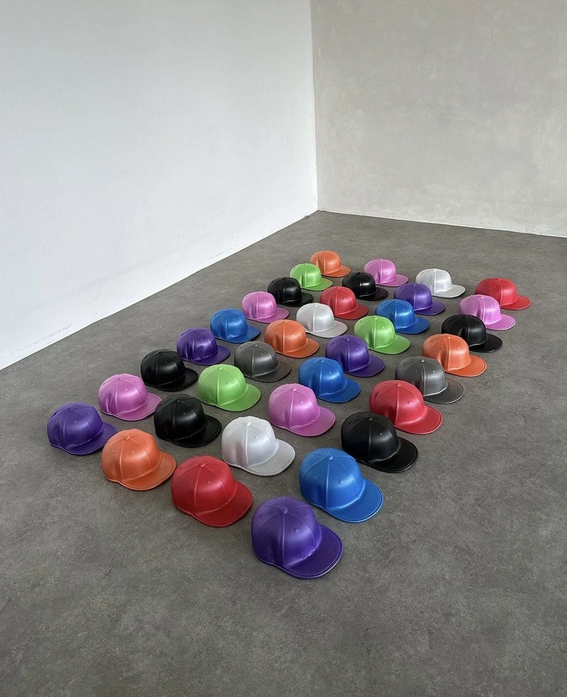 Activation of an innovative product launch of thermoformed caps lead and made by the founder.