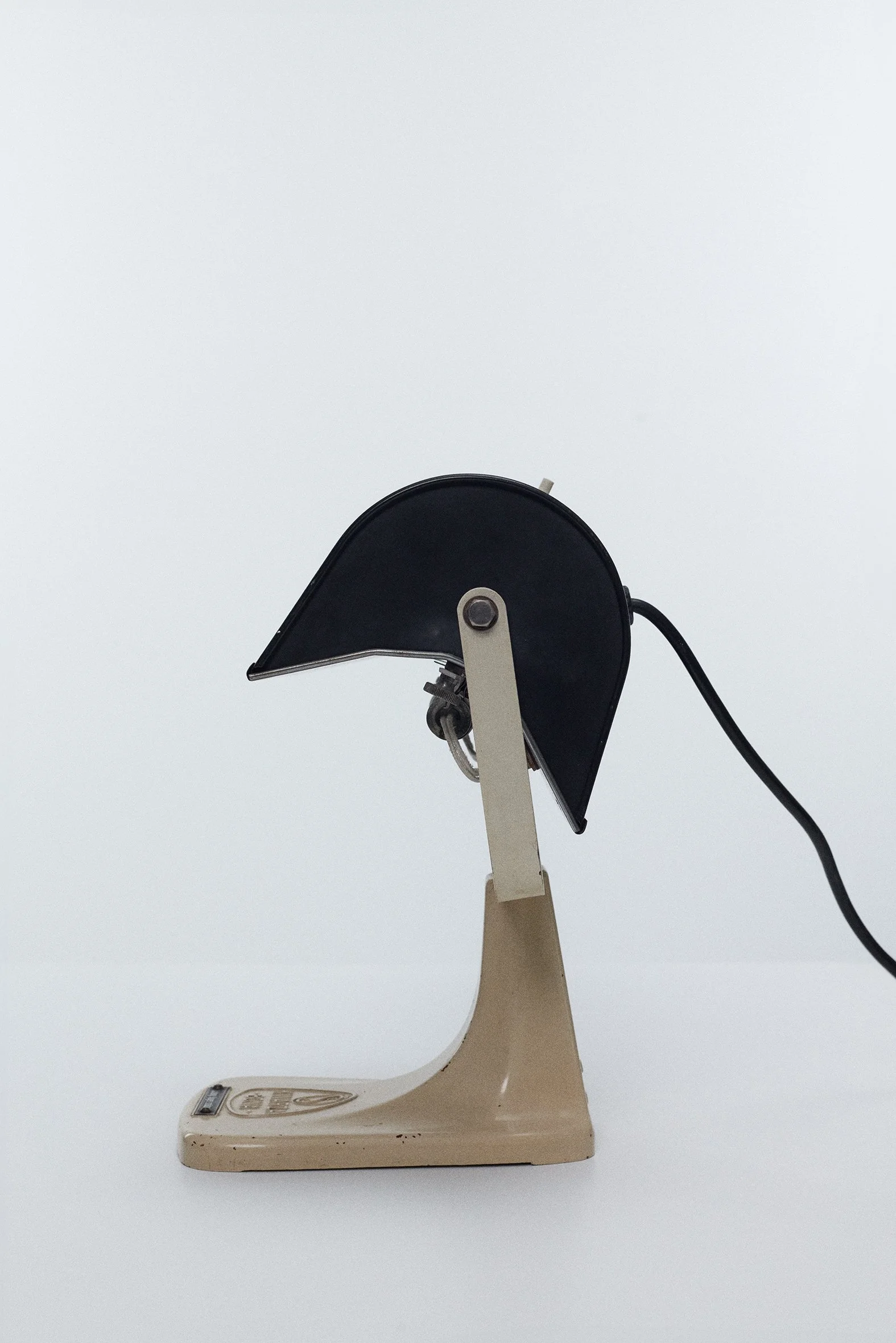 BROOM_3960.jpg