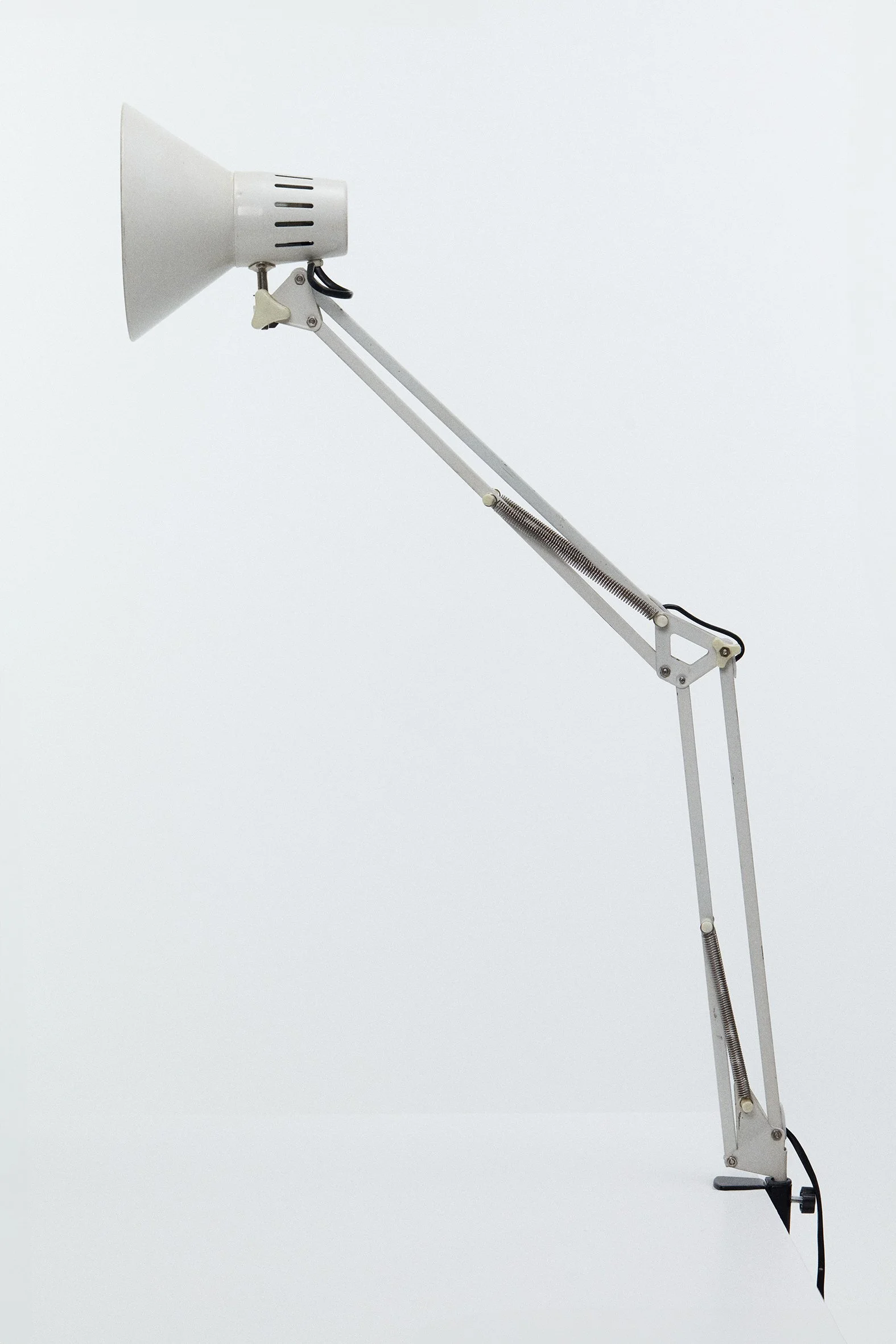 BROOM_4121.jpg