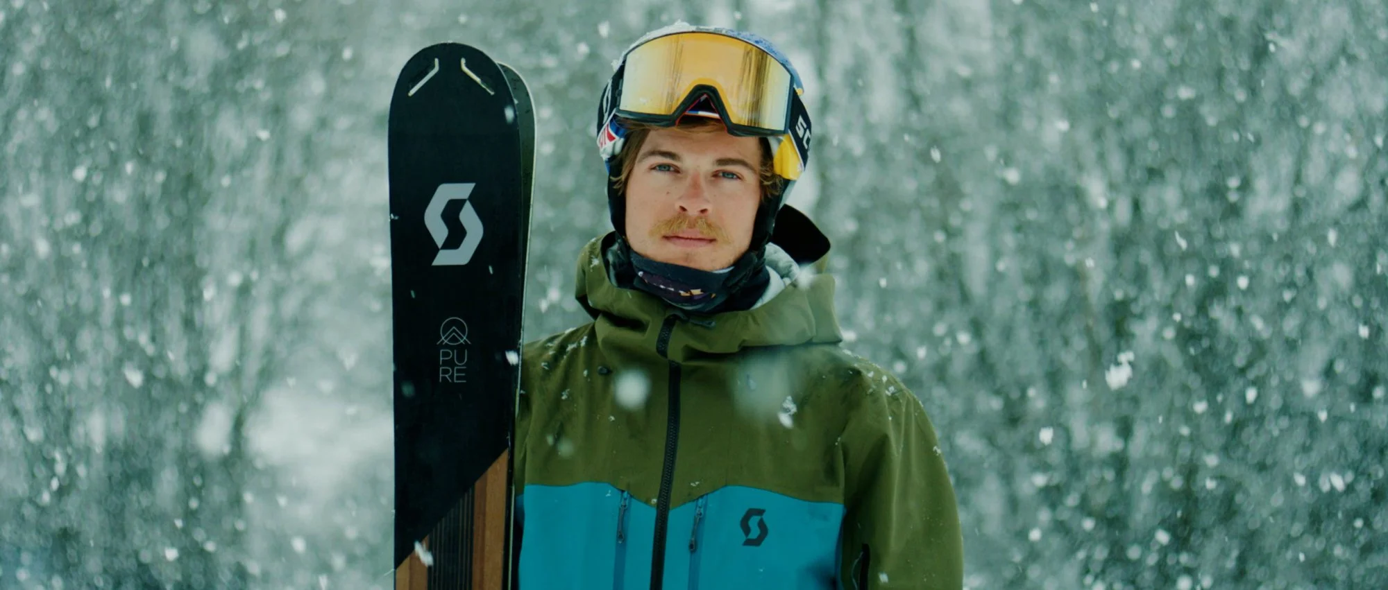  
RED BULL - Kastanistan
 
 
Client: Red Bull
Produced by: NINE&ONE
DOP: Raphael Pöham, Johannes Hoffmann 
Camera: Lukas Schäfer
Postproduction & Color: Raphael Pöham
Athletes: Fabian Lentsch, Konsti Ortner, Gabriel Indrist
 