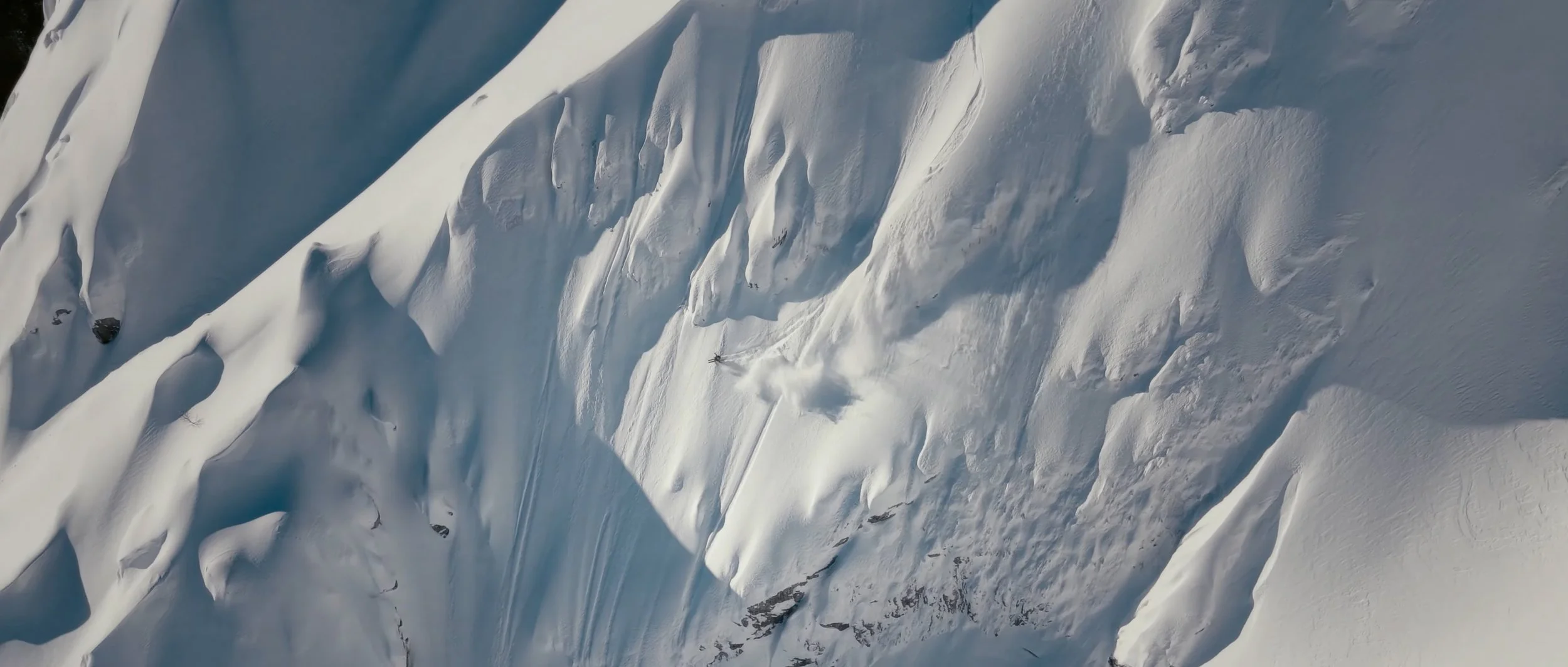  
LONG DAYS - Trailer
 
 
Client: RED BULL
Producer: Tobi Reindl & Paddy Graham
Director: Fabi Hyden
Principal Cinematography: Fabi Hyden & Raphael Pöham
Additional Cinematography: Julian Pintarelli, Torge Nagel, Valentin Walther, Alex Meliss, Markus