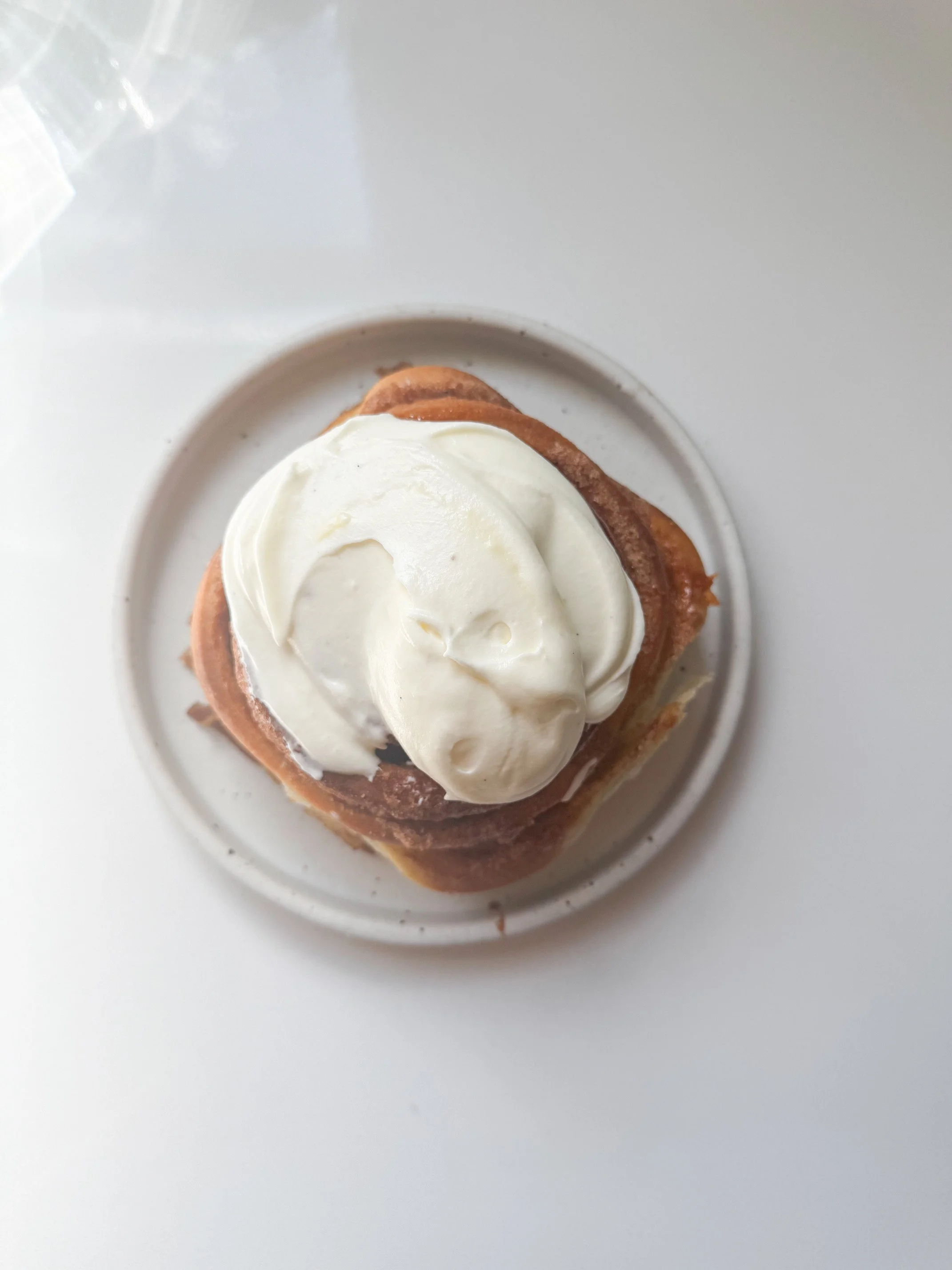 American style - Frosted Cinnamon Bun