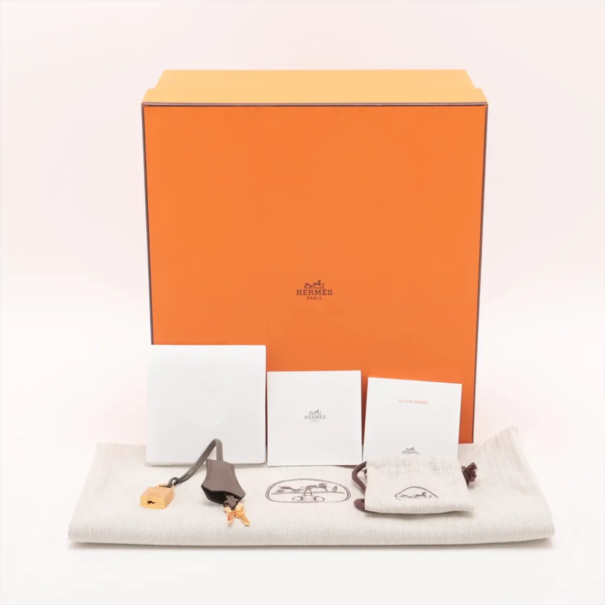 Hermes-2022-Birkin_25-Veau_Epsom_Etain-GHW (11).webp