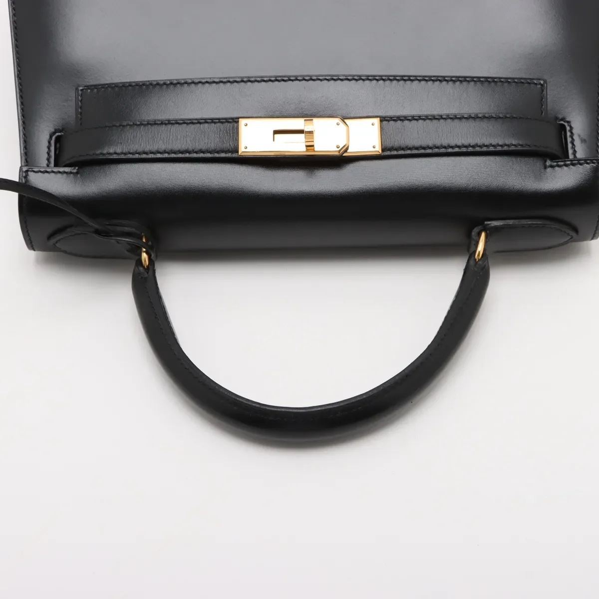 Hermes-1996-Kelly_28-Sellier_Box_Calf_Black-GHW (4).webp