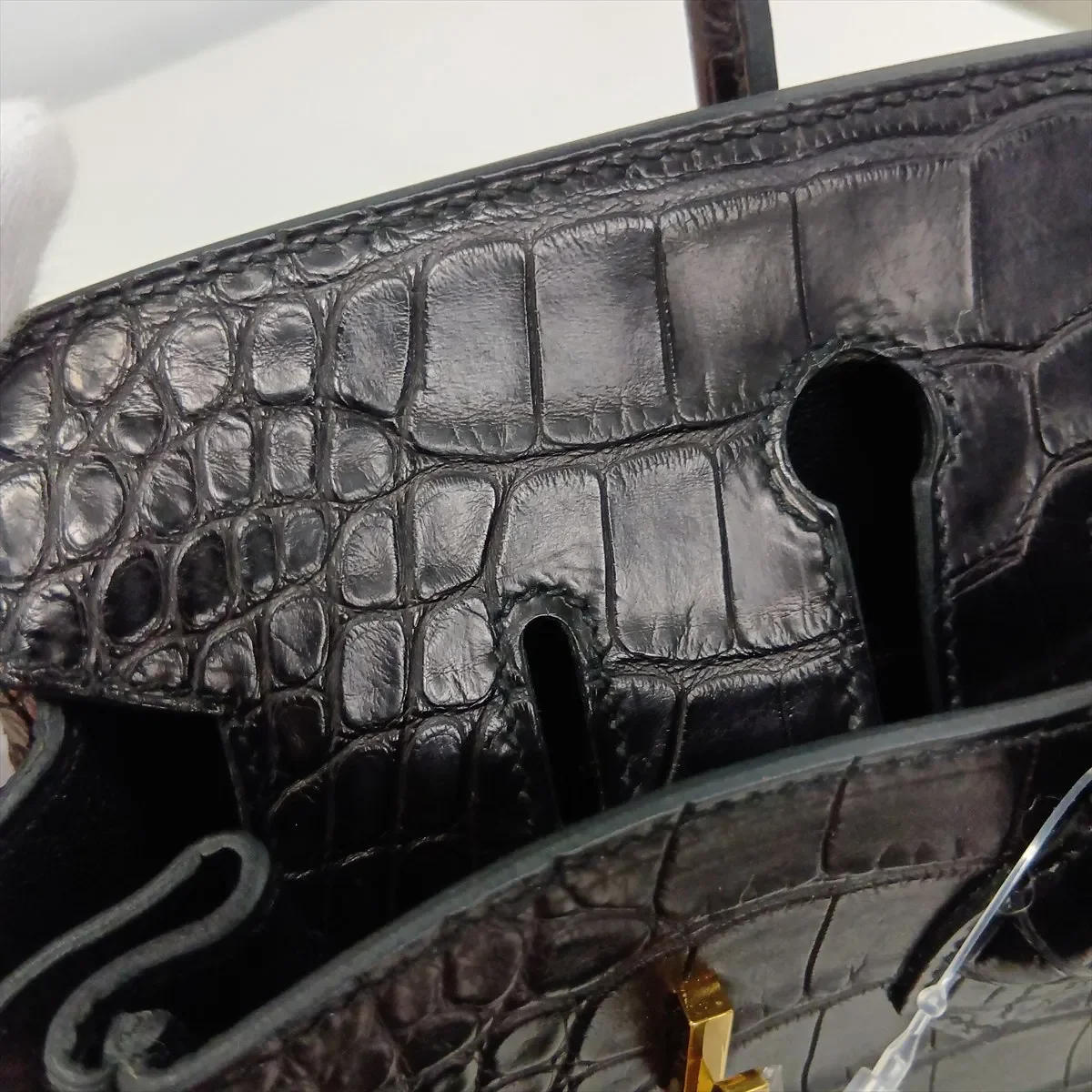 Hermes 2024 Black Matte Alligator Birkin 25-GHW14.webp