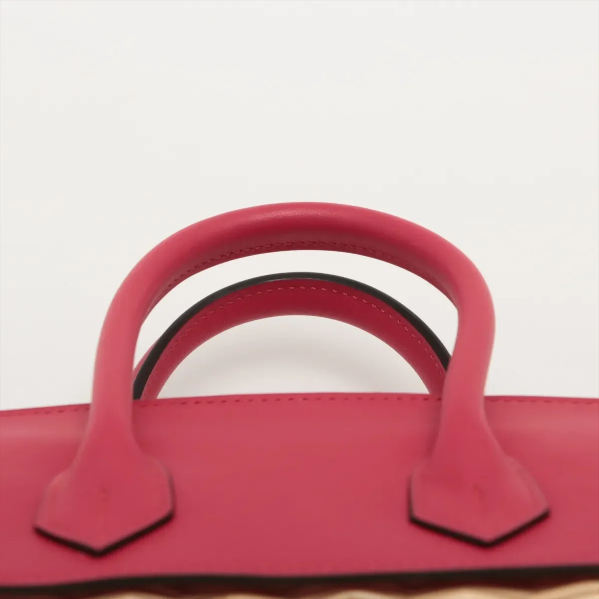 Hermes-2021-25 picnics-Swift x raffia Framboise-SHW6.webp