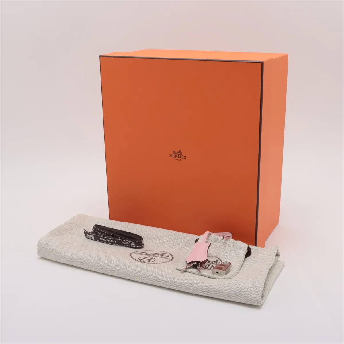 Hermes-2023-Birkin 25-Swift Rose Sakura-SHW11.webp