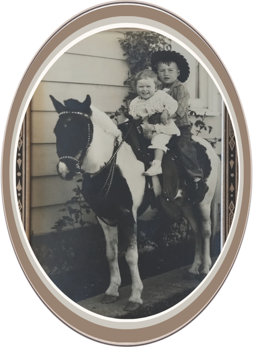 Black and white photo of Linda Anne Starr riding a painted horse outside a house with siding and plants. Linda Anne Starr | Training the Horse's Beautiful Mind