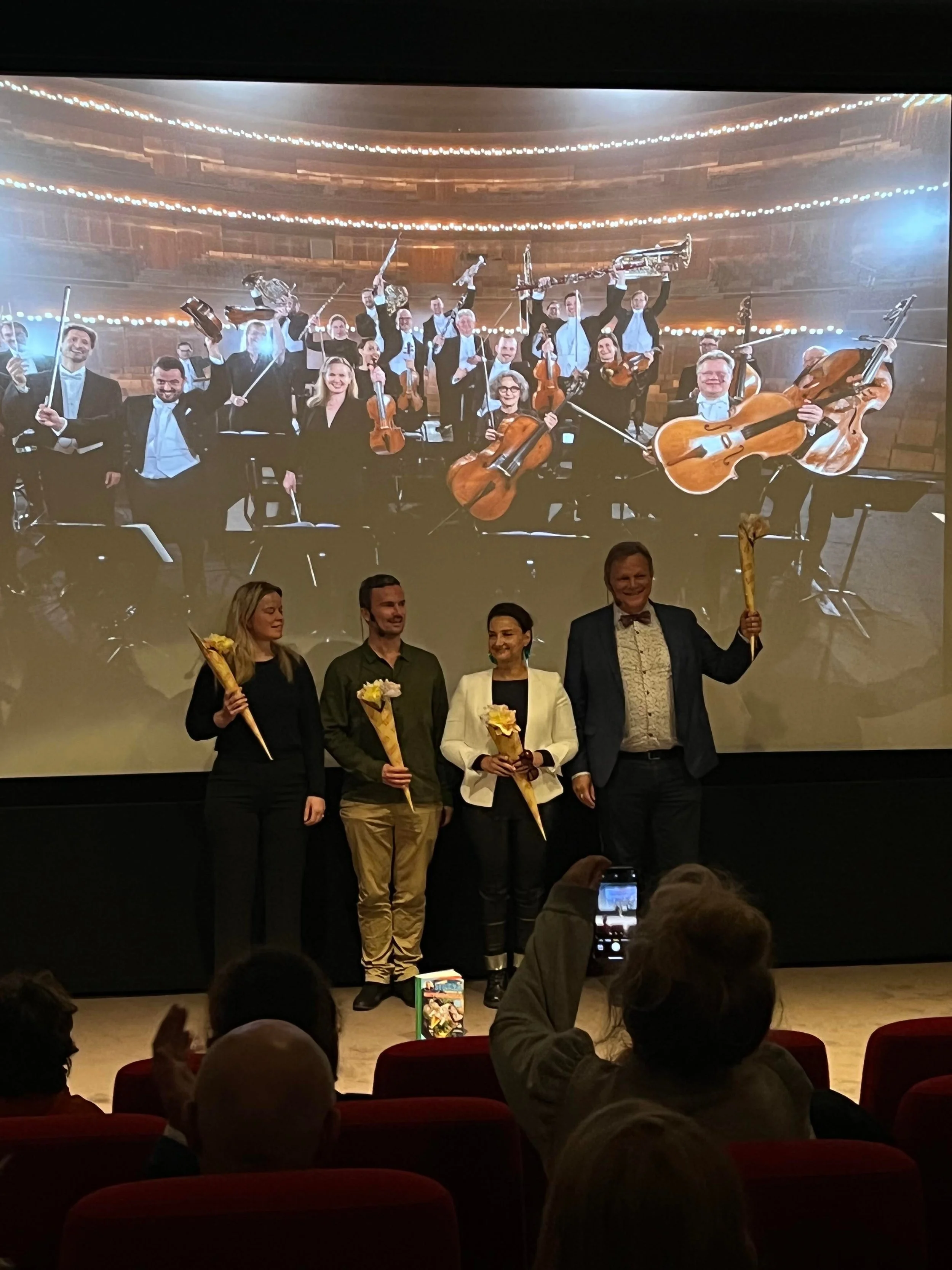Behind the Scenes, Verdens Bedste Instrument, Sigurd Barrett, Copenhagen Phil, Radiohuset, Buster Film Festival, Bonde Media, Foto: Jon Bonde Eriksen.