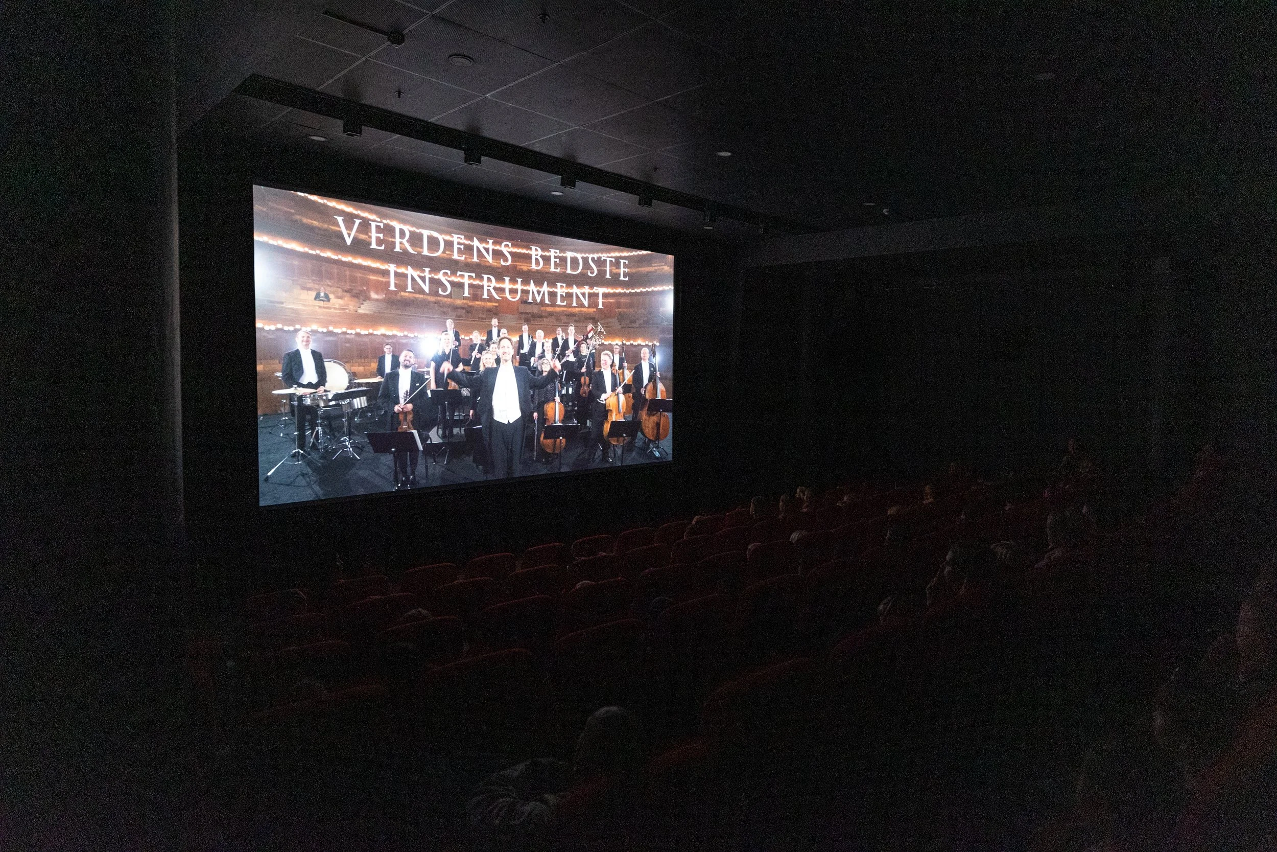 Behind the Scenes, Verdens Bedste Instrument, Sigurd Barrett, Copenhagen Phil, Radiohuset, Buster Film Festival, Bonde Media, Foto: Jon Bonde Eriksen.