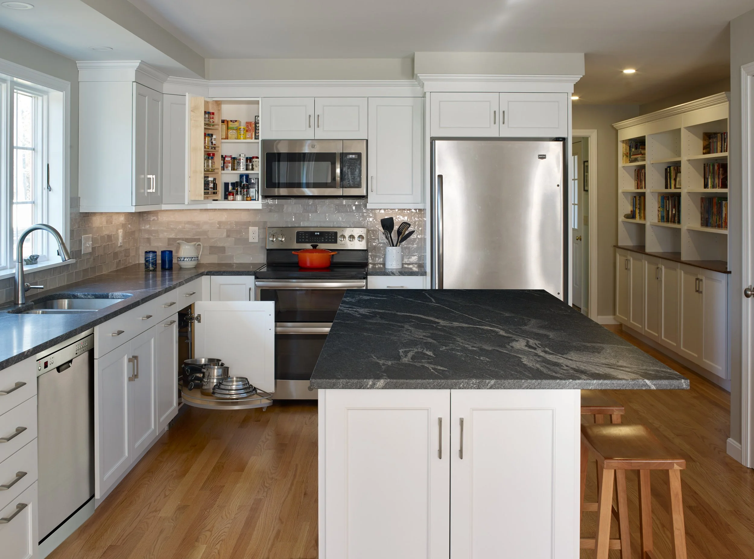 CountryLane_20211207_056-open.jpg