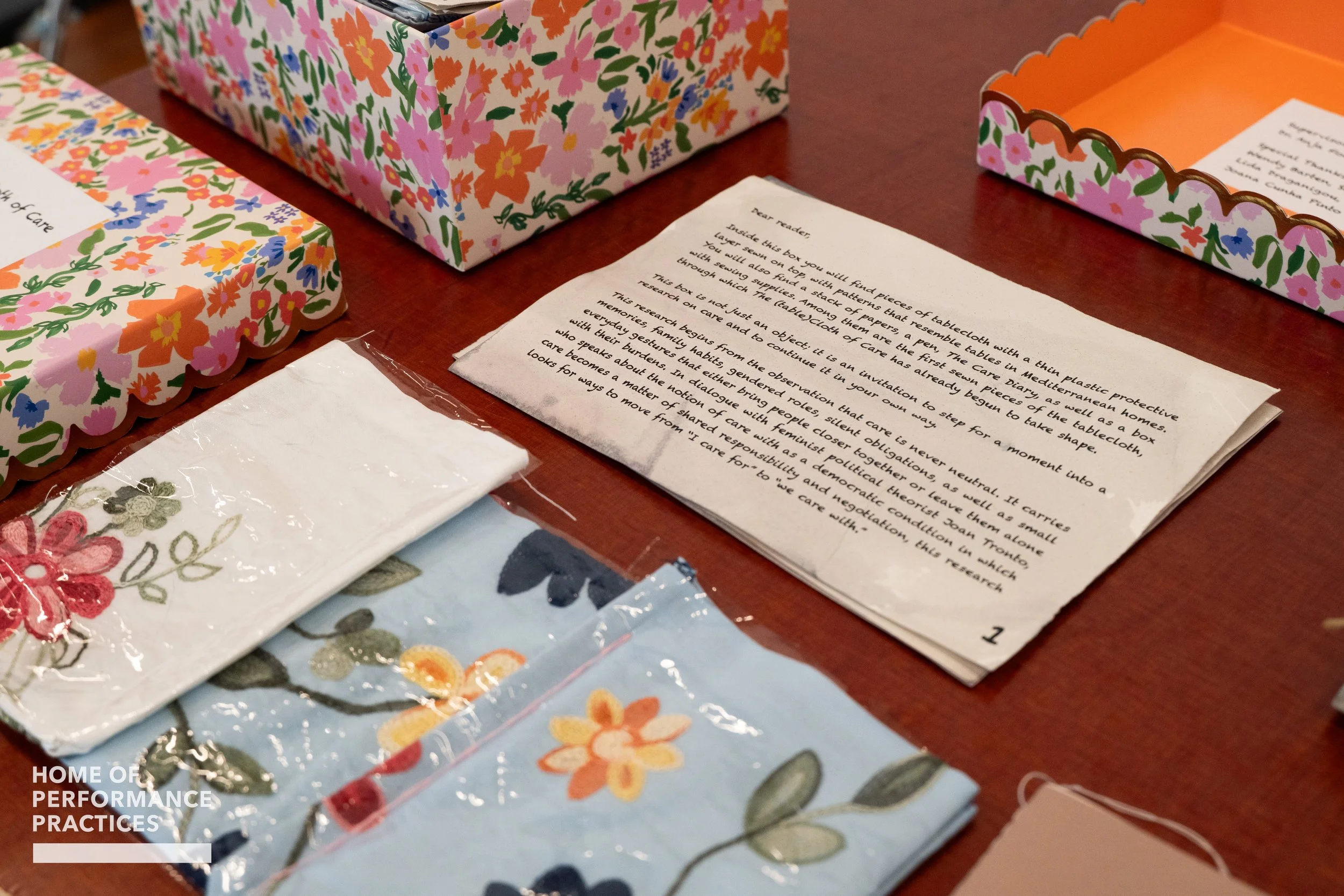 The (table)cloth of Care