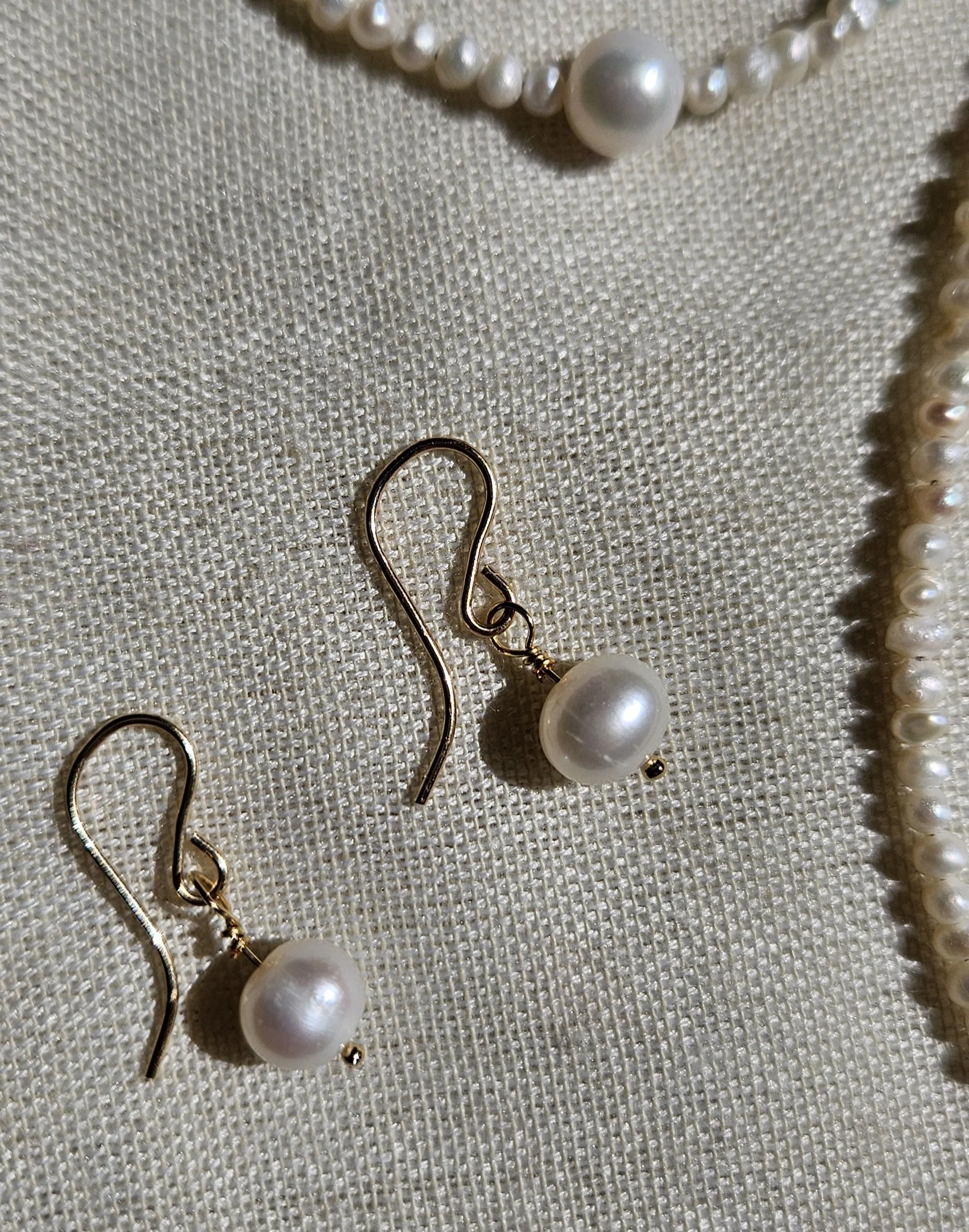 Alba Pearl Drops