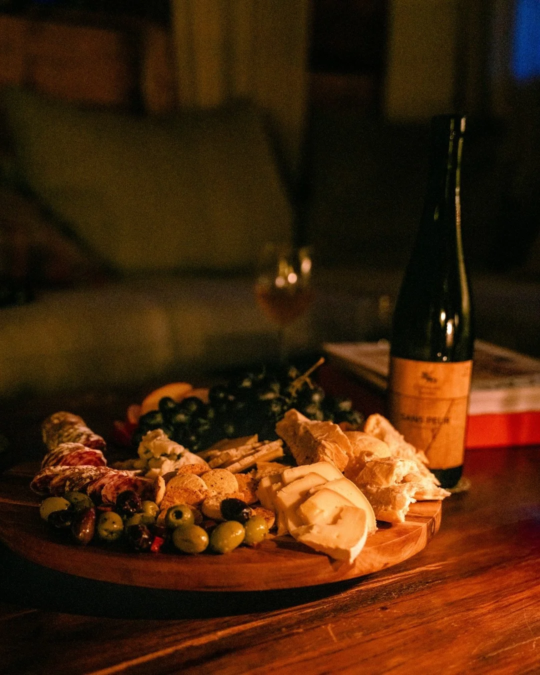 Some of the best ideas and connections happen when people step away from their usual environment and spend time together.

Enjoie was created as a space where conversations flow, ideas emerge and people reconnect to what matters. 

The farmhouse is a