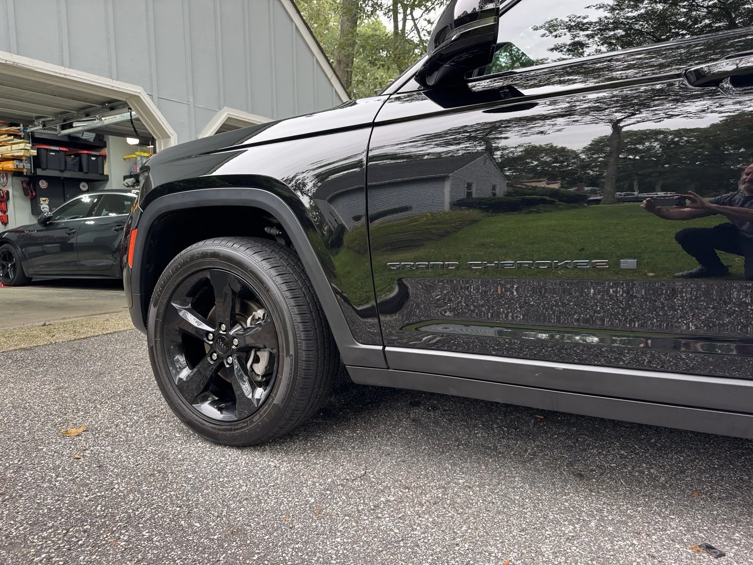 Jeep Grand Cherokee refined by 3LB, featuring exterior, interior, wheel, engine compartment, and finished vehicle details.