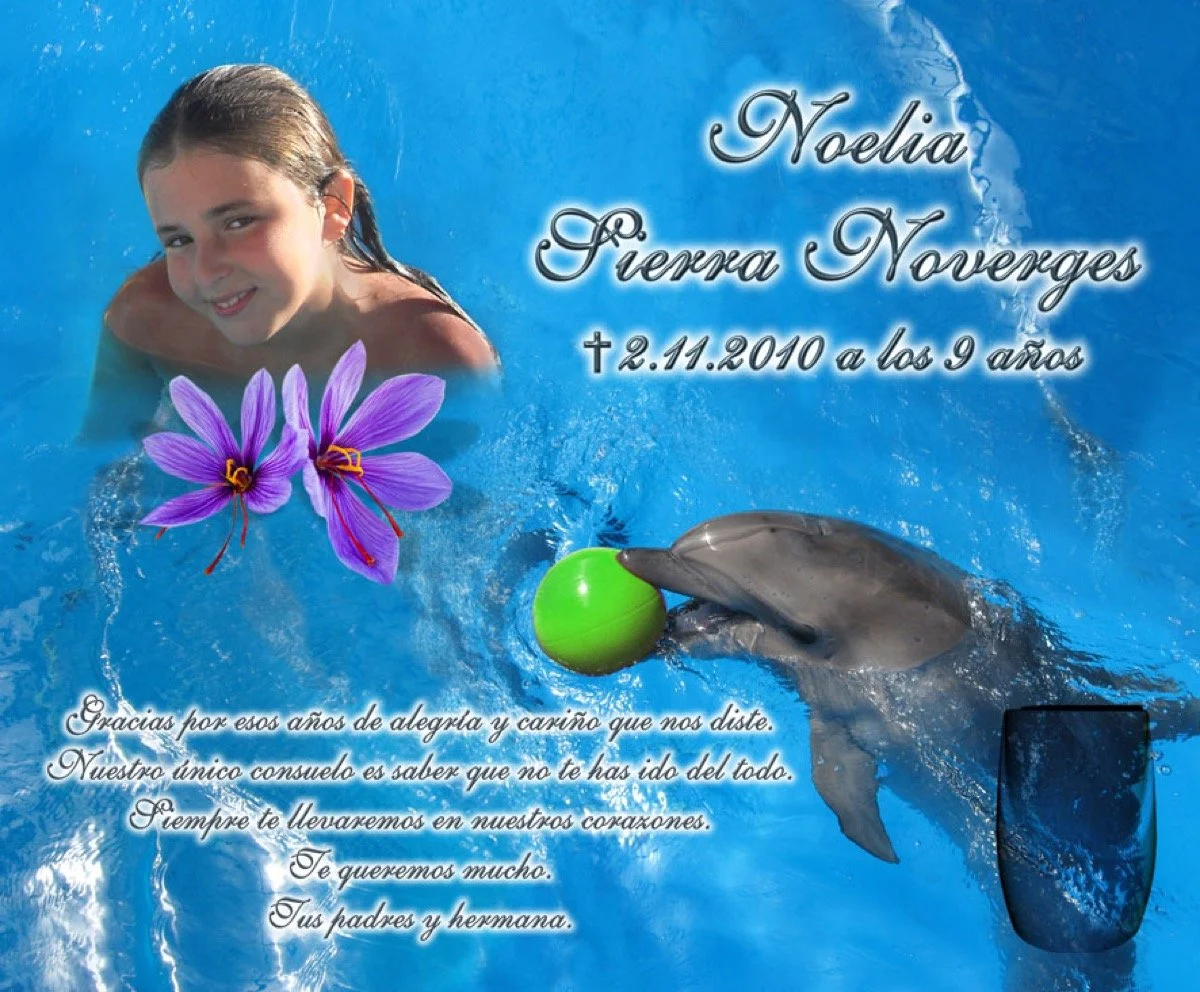 Lápida de cerámica personalizada para Noelia, diseñada por Raúl Abad en Valencia