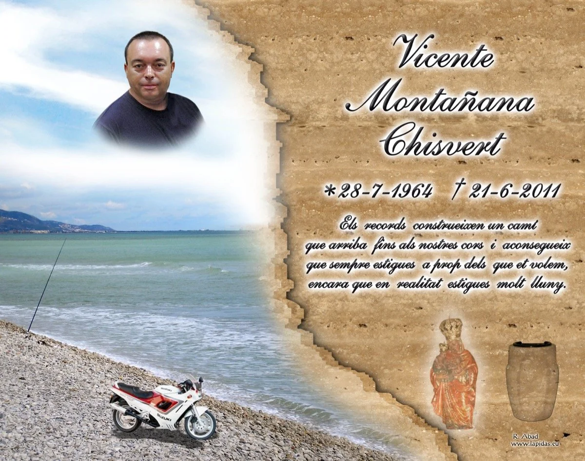 Lápida de cerámica personalizada para Vicente, diseñada por Raúl Abad en Valencia