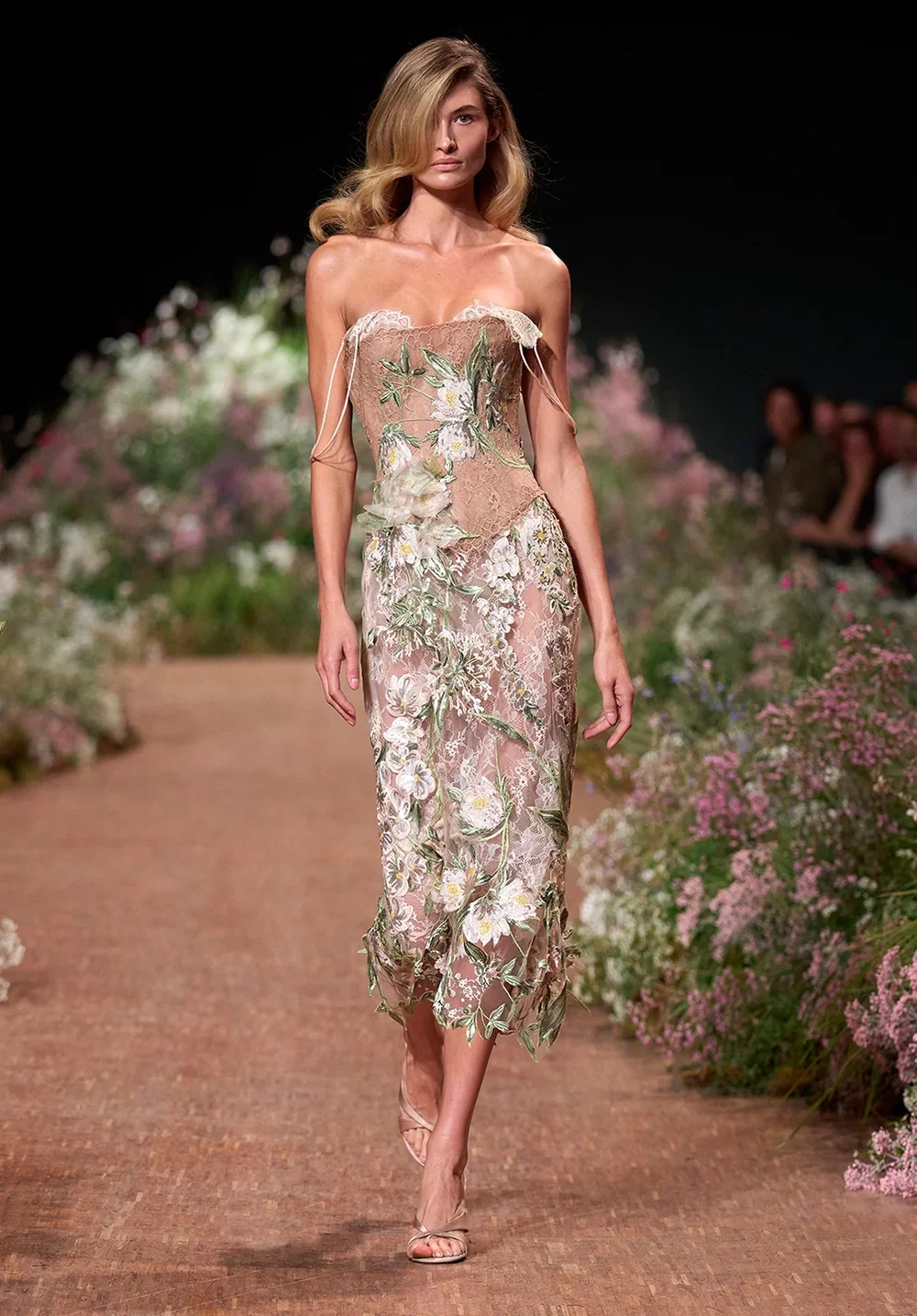 elie-saab-ss27-1.webp