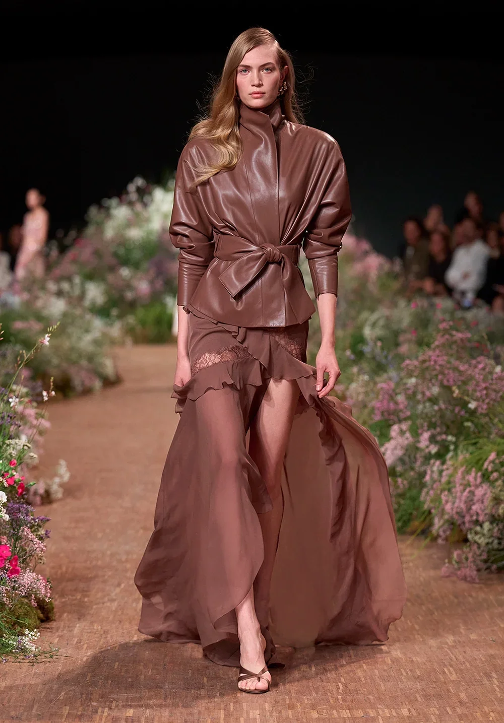 elie-saab-ss27-7.webp