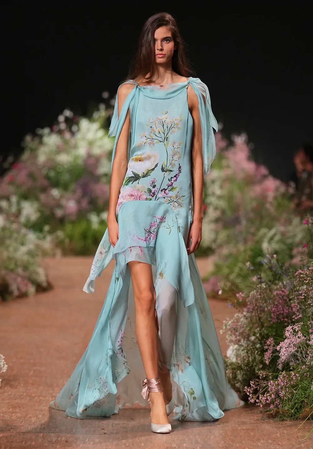 elie-saab-ss27-11.webp