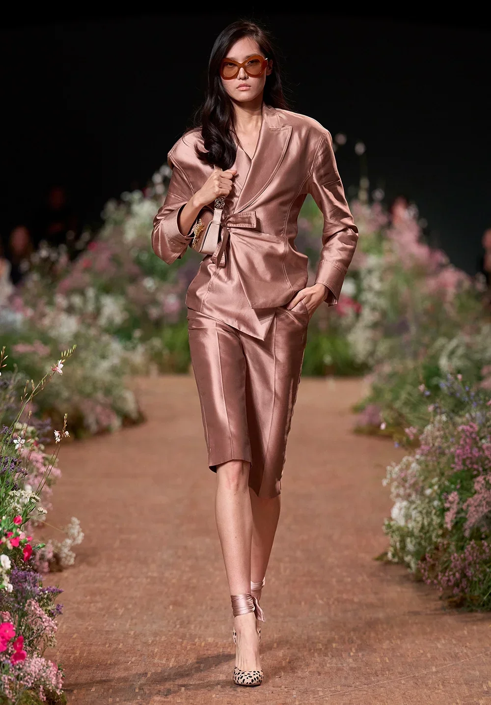 elie-saab-ss27-15.webp