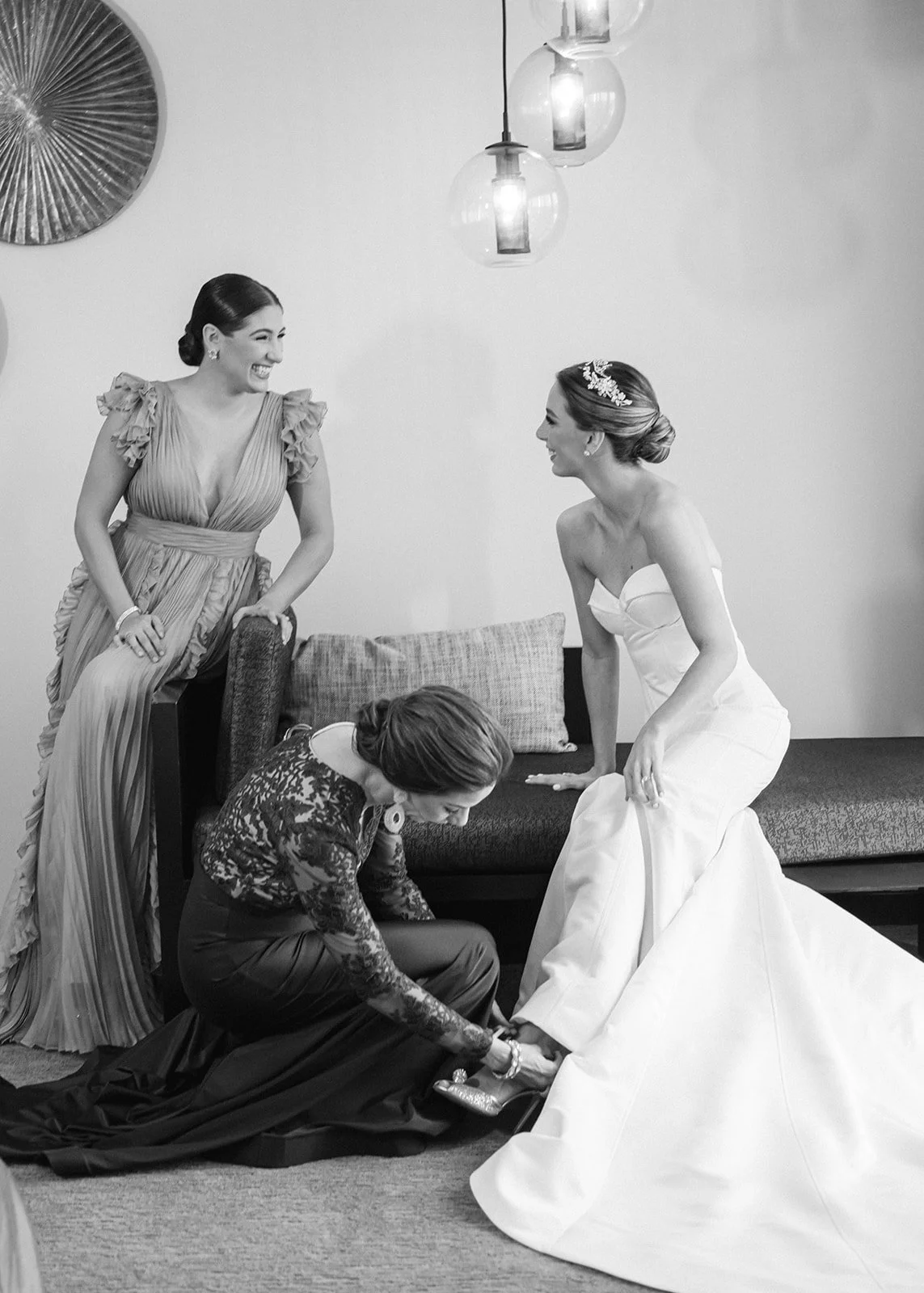 boda-religiosa-sofia-gerardo-preparativos-sofia-collective-eight-31.jpg