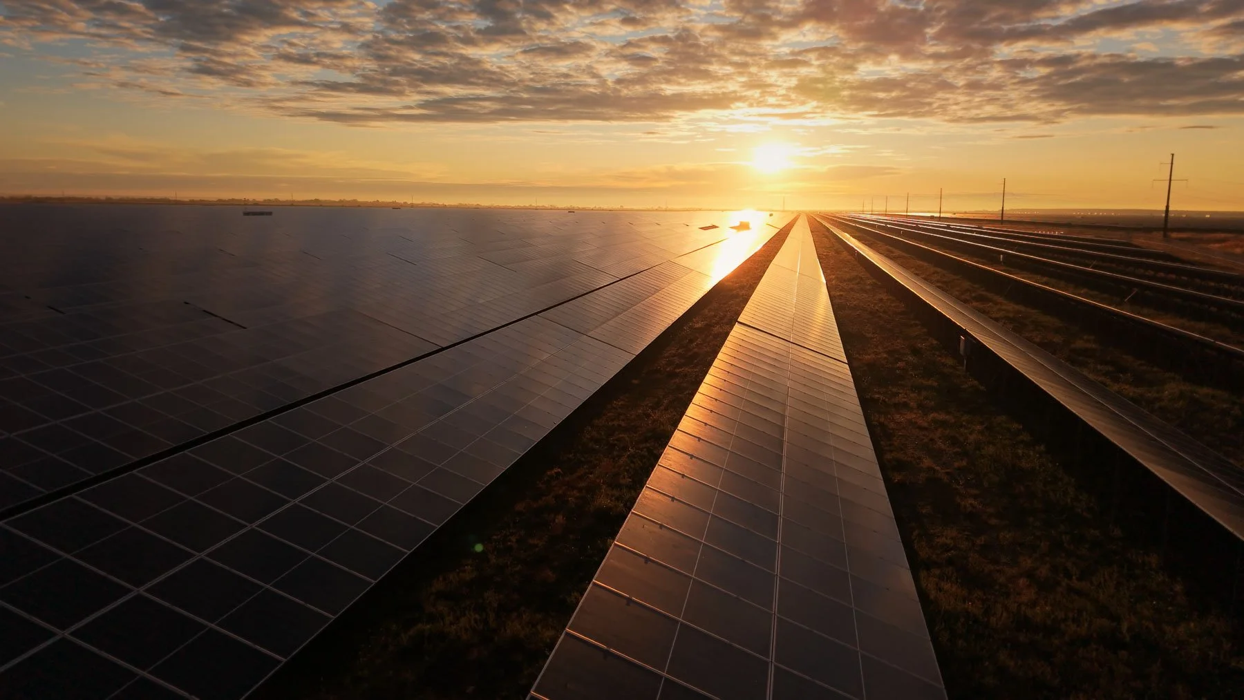 Helios-Energy-brand-video-kreafilm-solar-energy-12-2.jpg