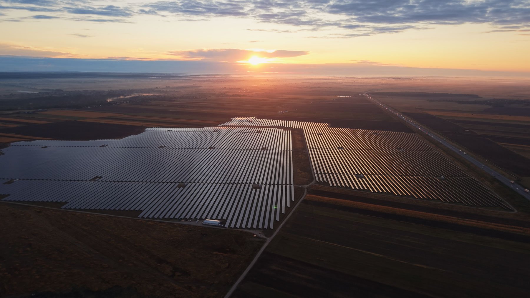 Helios-Energy-brand-video-kreafilm-solar-energy-13-2.jpg