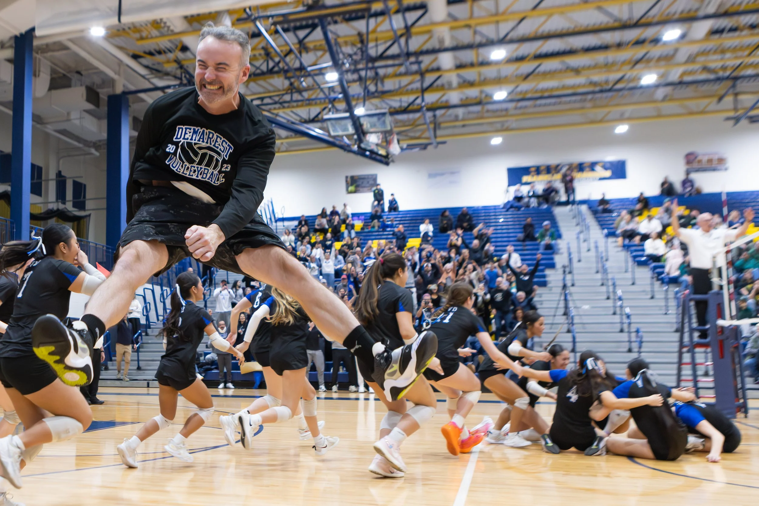 Other_Volleyball_TomHorak_2.jpg