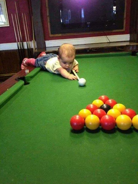 baby-playing-pool