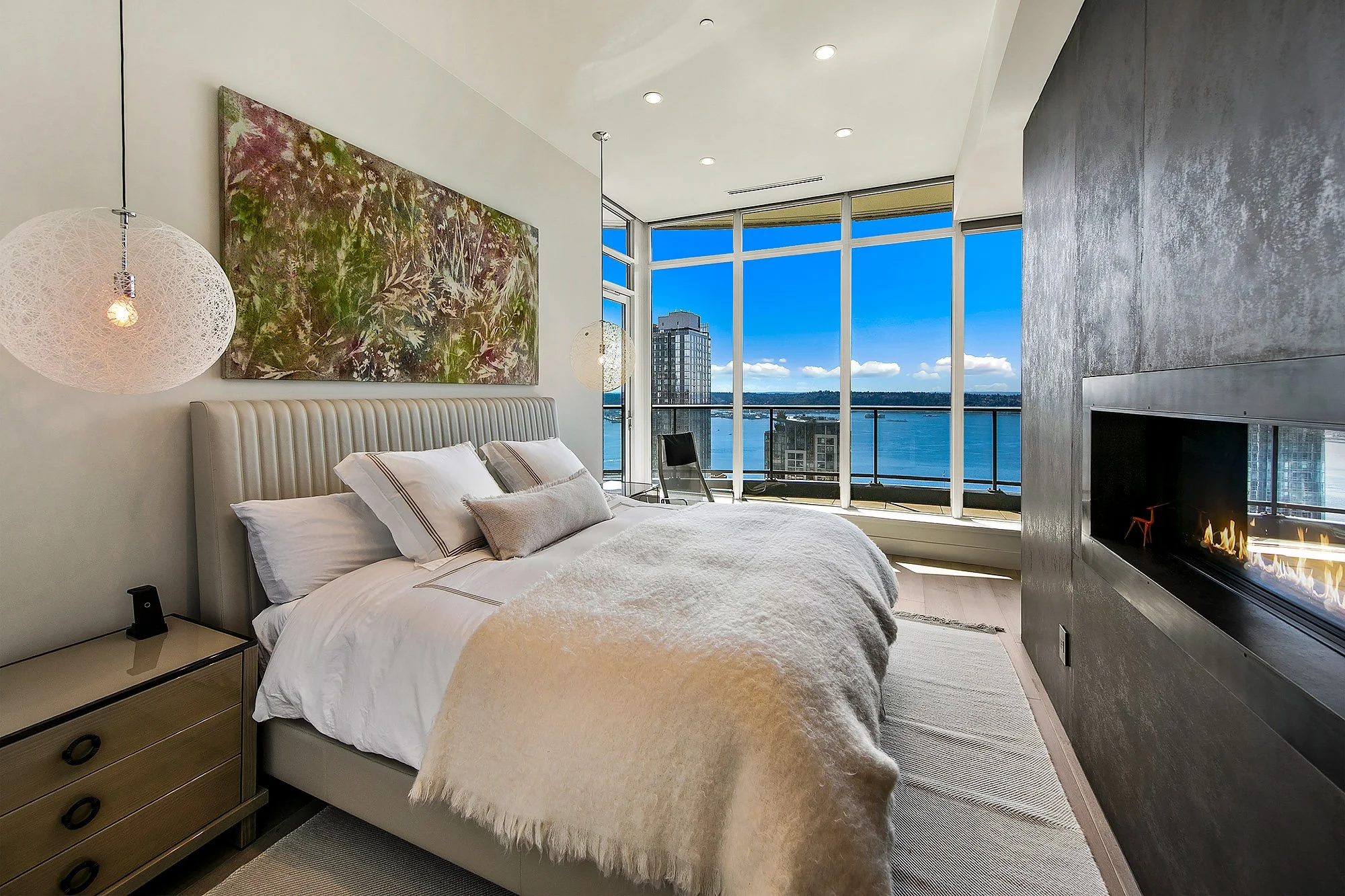 Escala Penthouse #202 - Daylight (27).jpg