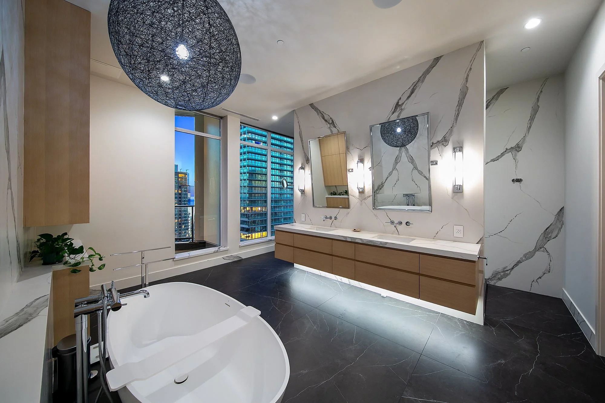 Escala Penthouse #202 - Twilight (24).jpg