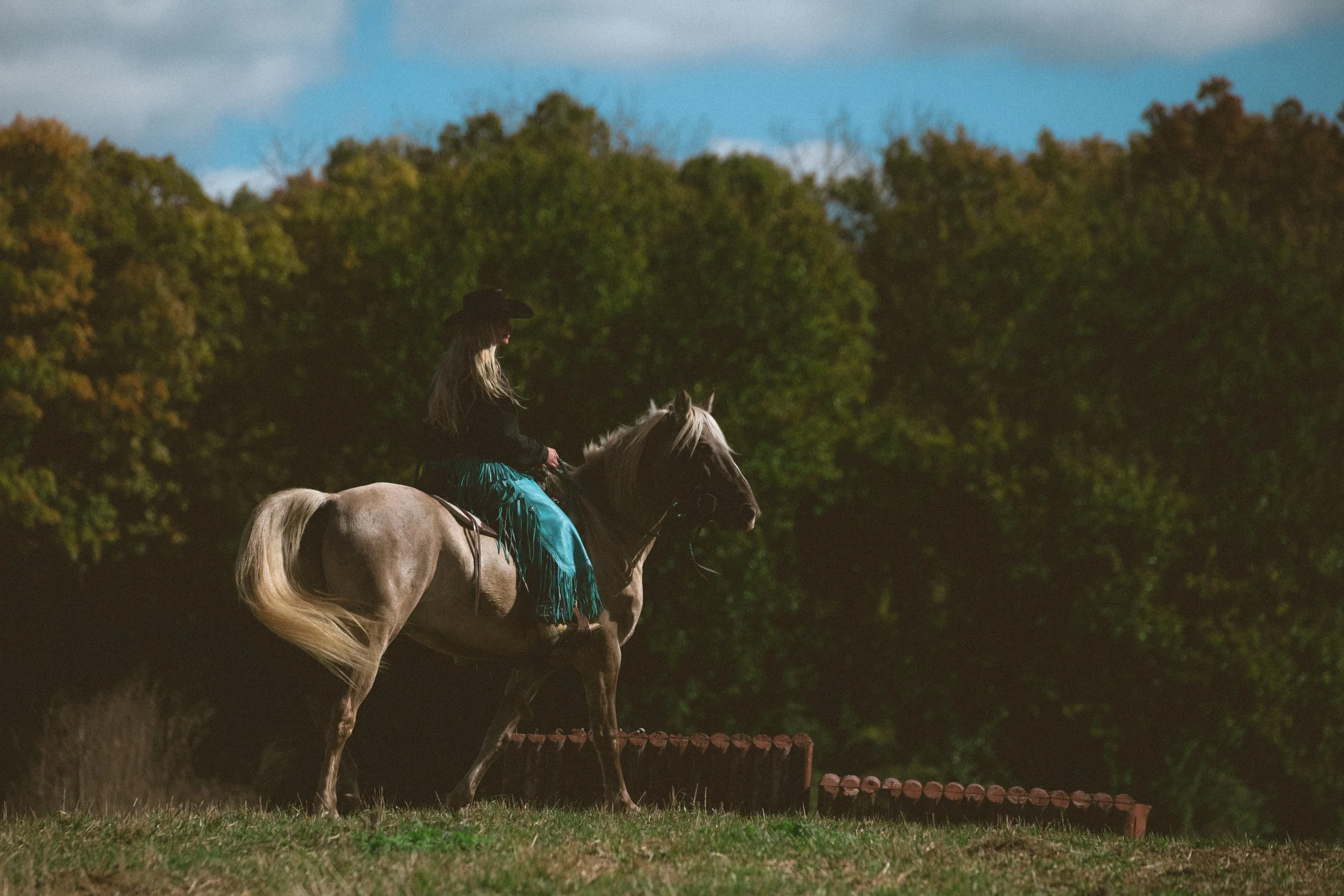 2025_10_Oct_FeatherboneHorsemanship-0116.jpg