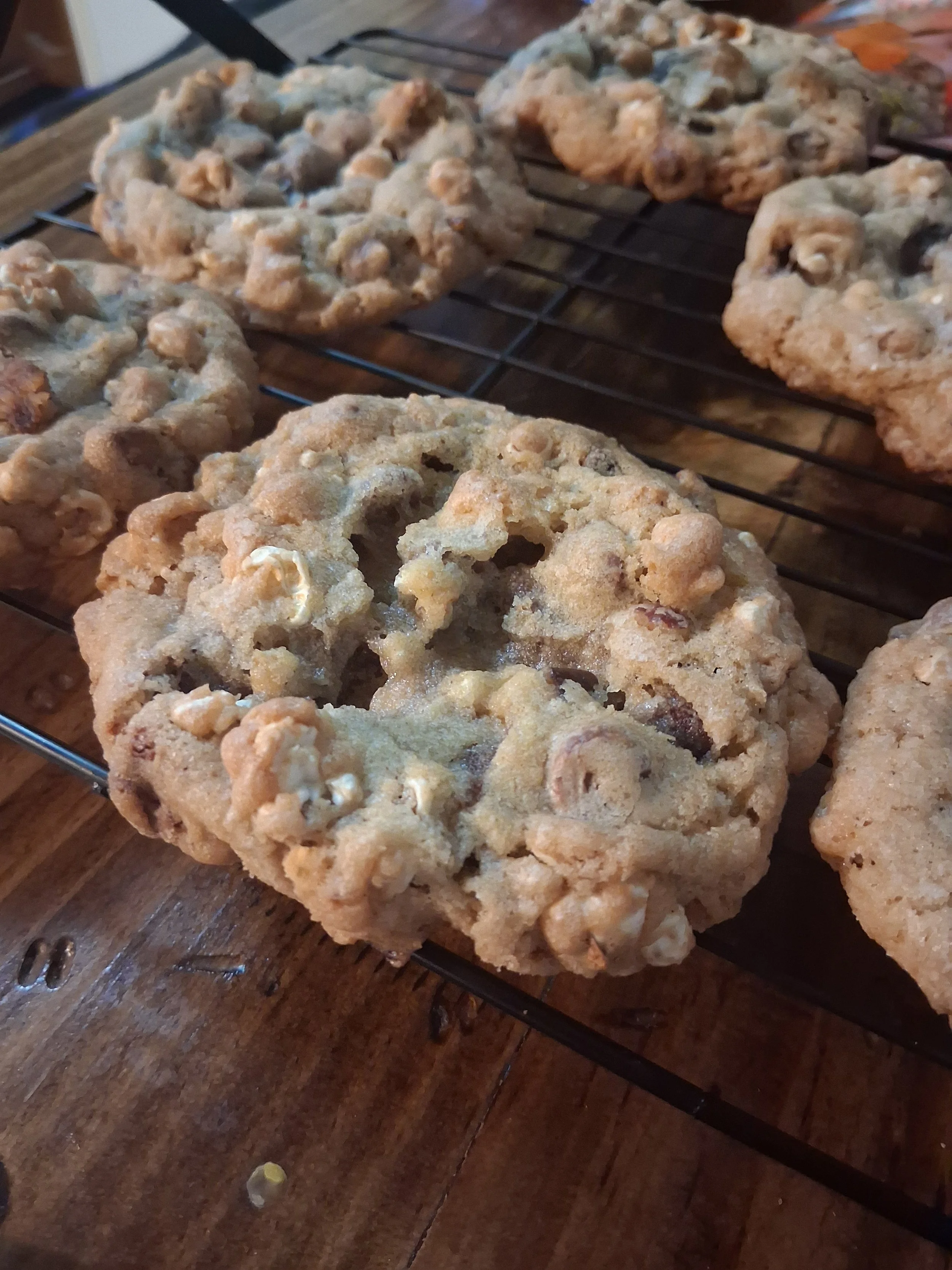 Popcorn Chocolate Cookies