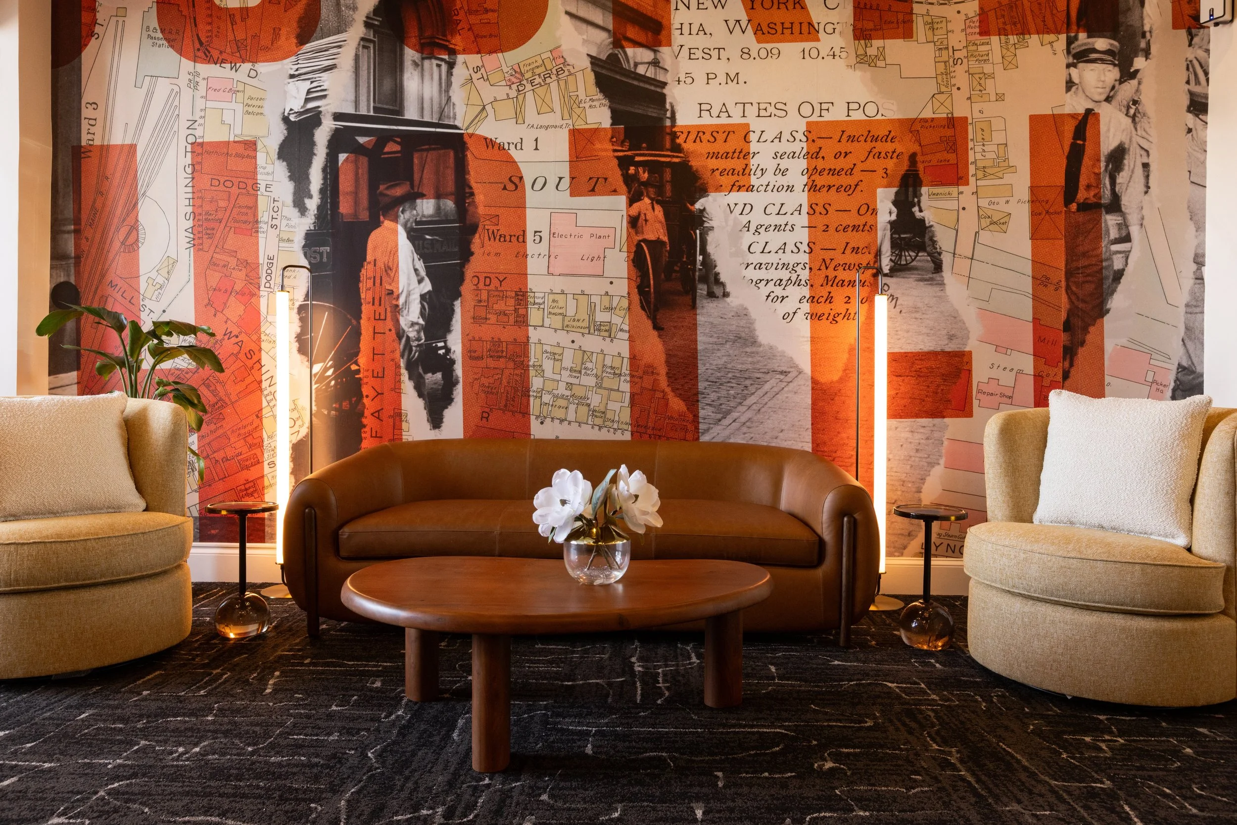An image of Courier Hotel