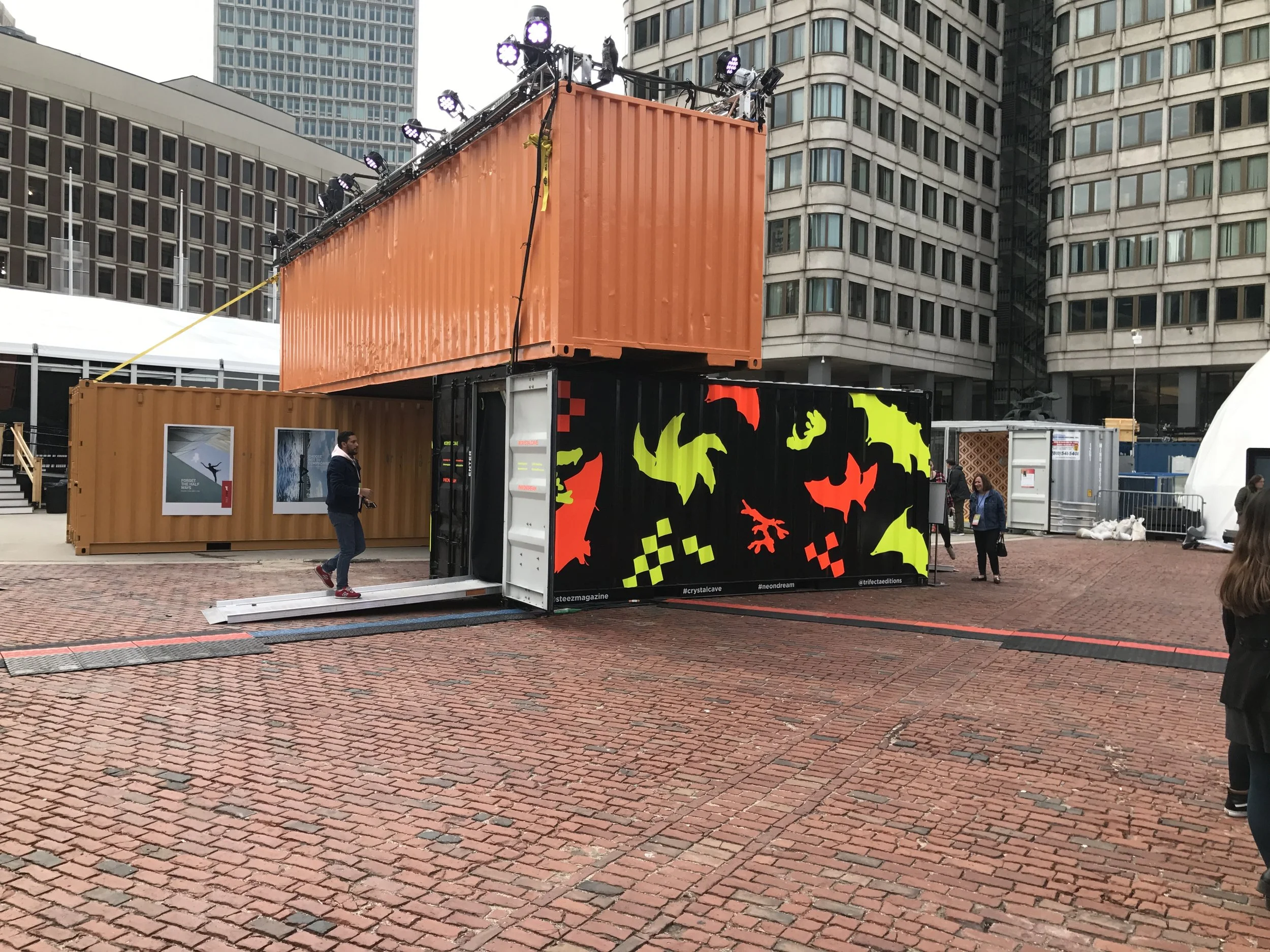 Neon Bat Container